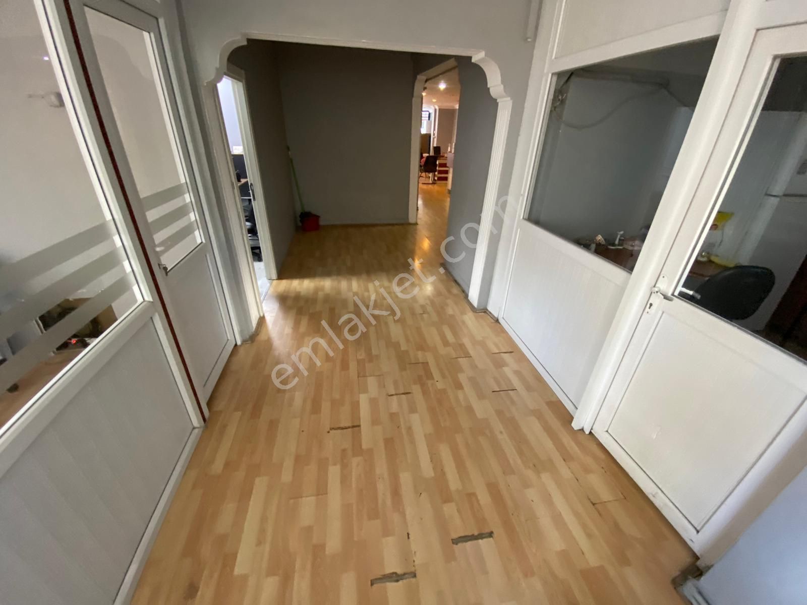 Acill Buca Hürriyet Mah.de Şirinyer Menderes Caddesi Üzerinde 280m2 Batarlı Kiracılı Dükkan - Görsel 13