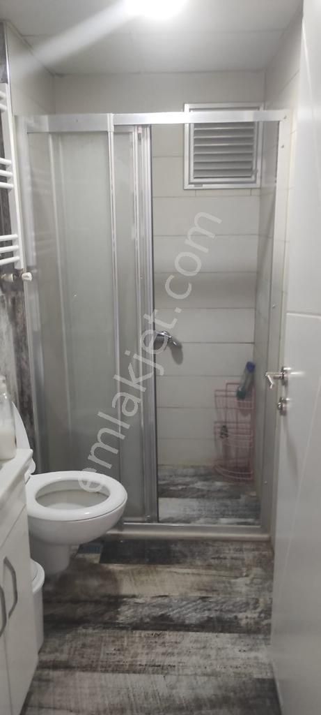 Samsun atakum atakentte anayola deni̇ze yürüme mesafesi̇nde mükemmel konumda 1+1 eşyali ki̇ralik dai̇re