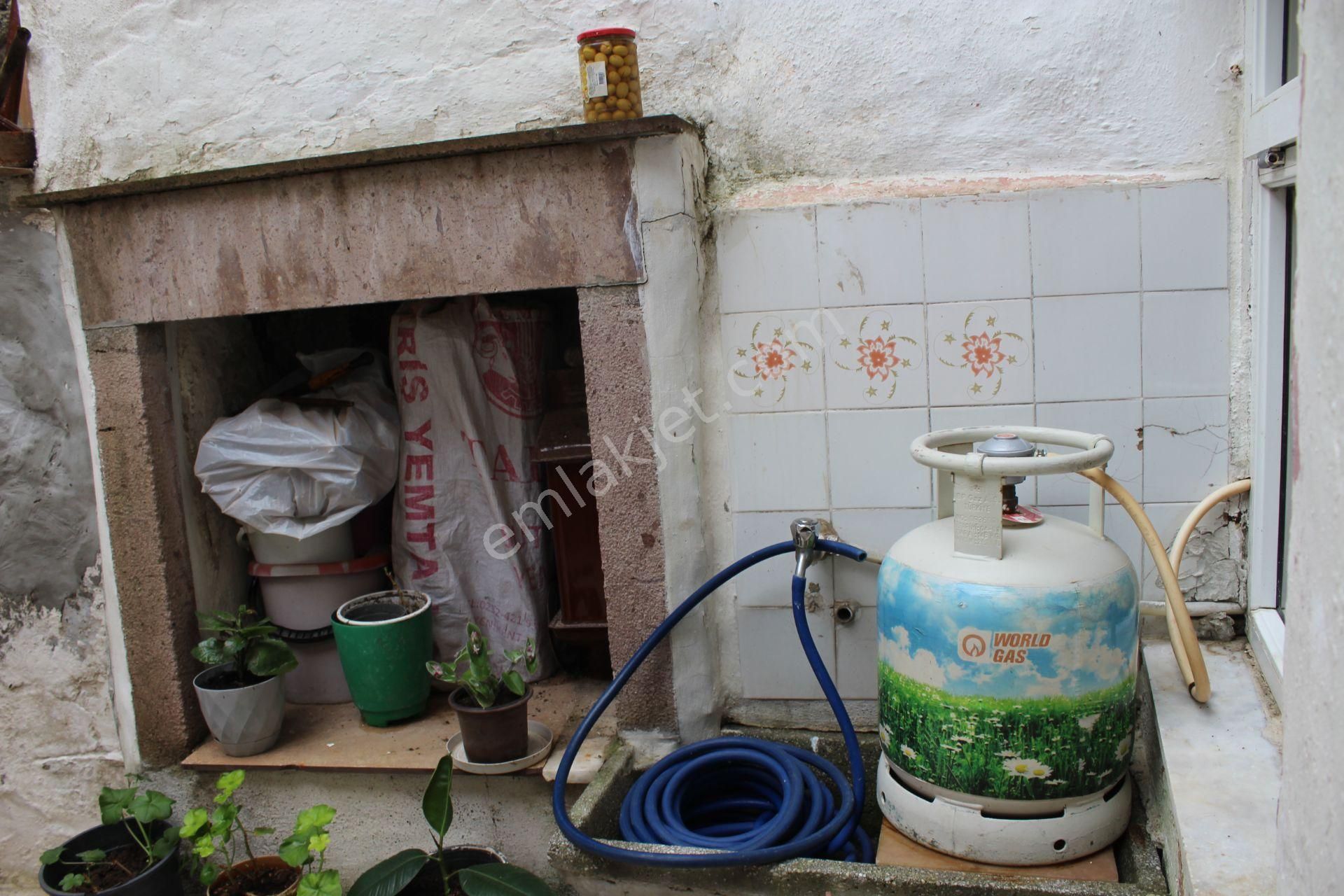 Ayvada'dan Ayvalık Merkez'de Taş Rum Evi - Görsel 13