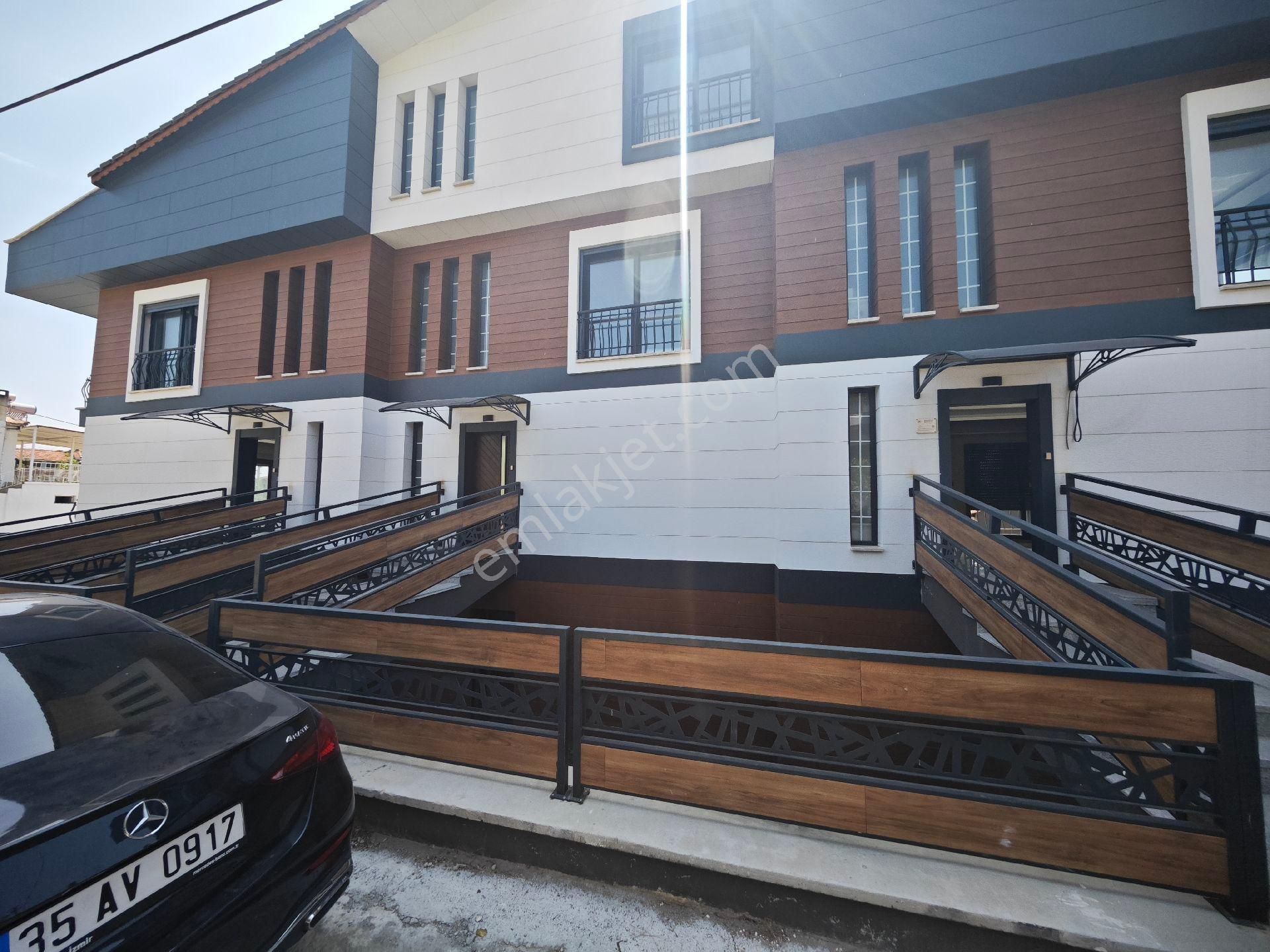 Ümmetoğlu'ndan Denize Plaja 50 Metre 2+1 Müstakil Villa Denizköy'de - Görsel 9