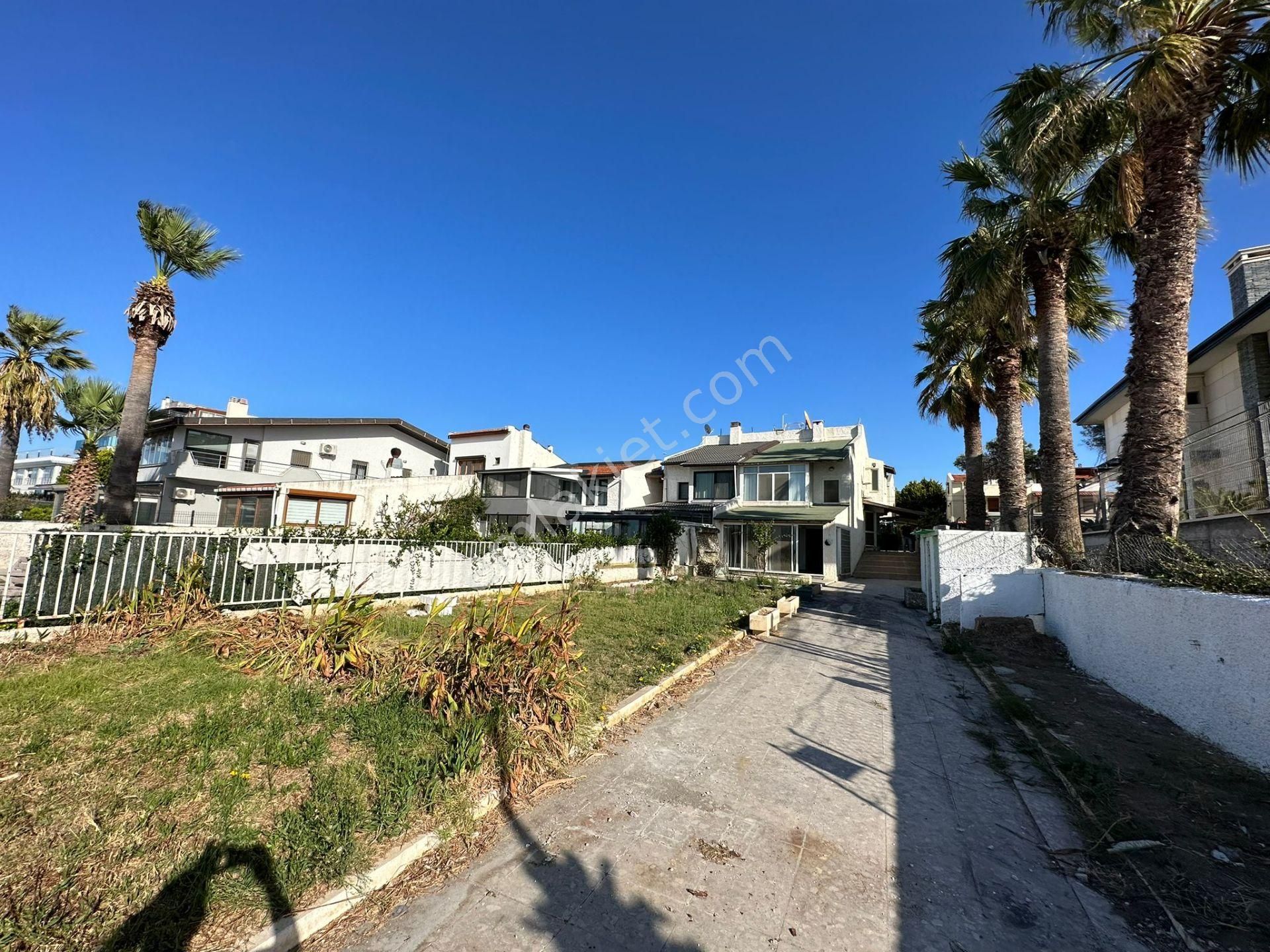 Urla Kalabak 3+1 Denize Sıfır Müstakil Villa - Görsel 18