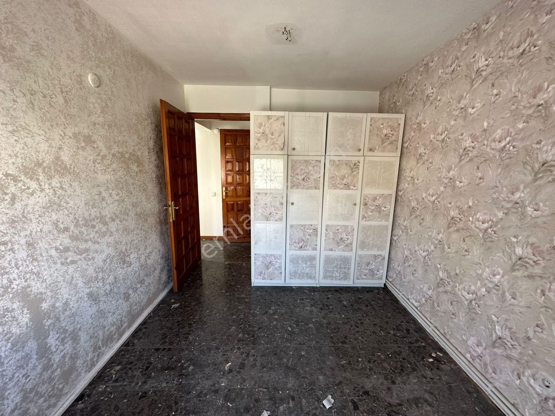 Urla Kalabak 3+1 Denize Sıfır Müstakil Villa - Görsel 2