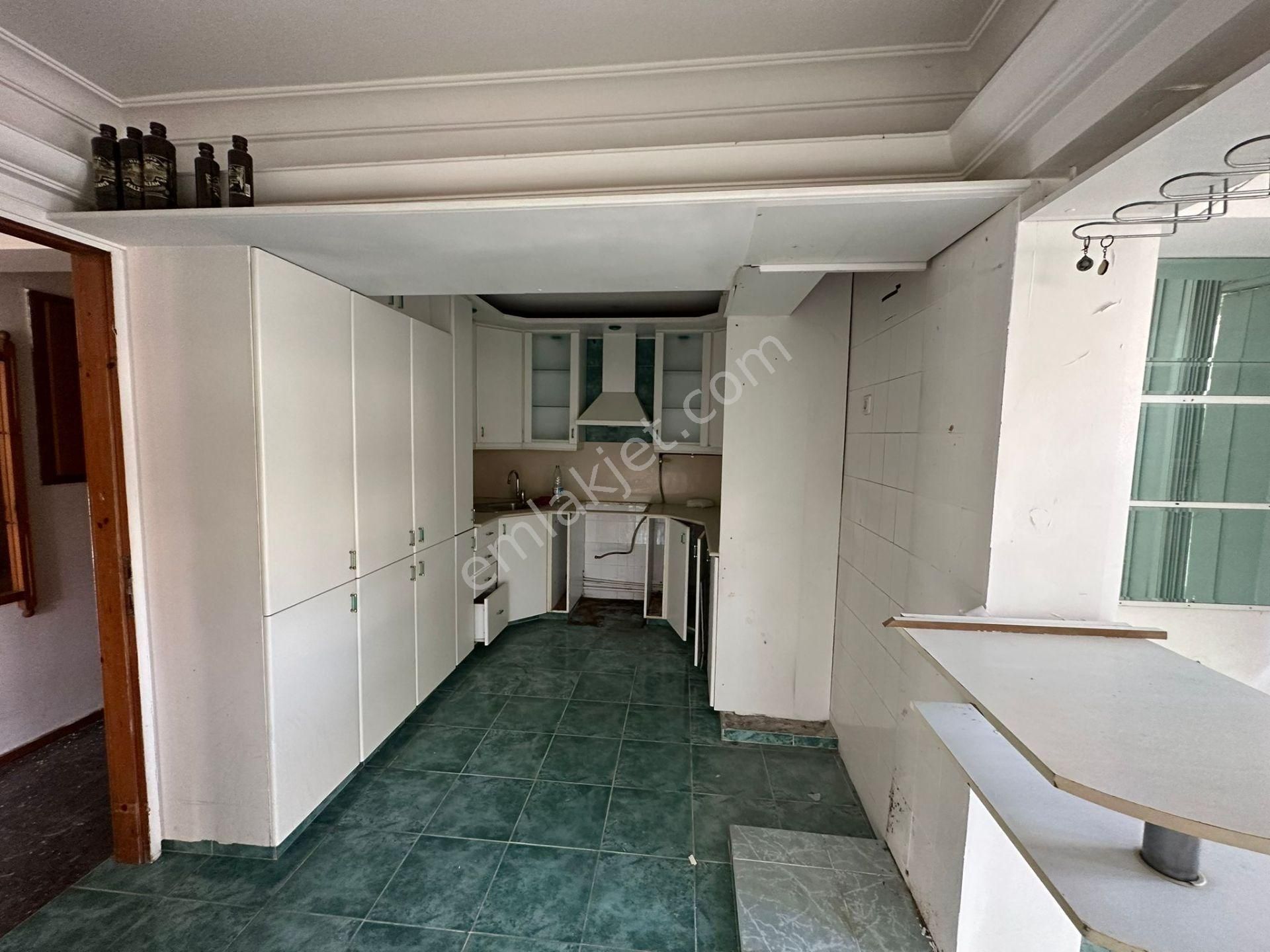 Urla Kalabak 3+1 Denize Sıfır Müstakil Villa - Görsel 13