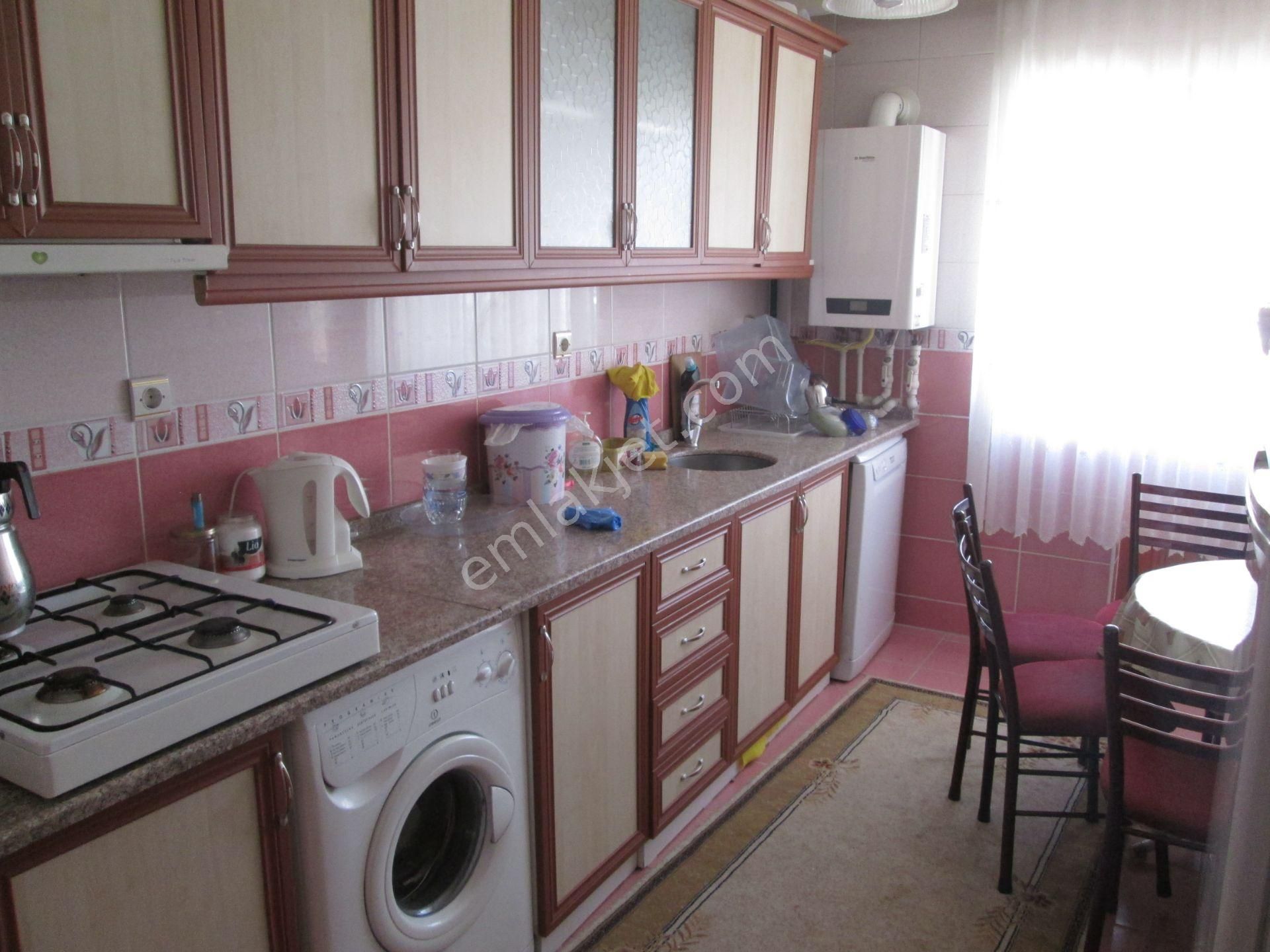 Mamak Karaağaç Kiralık Daire Krc'den 4.kolorduya Yakın Mesafede Merkezi Konumda Eşyalı Kiralık 2+1 Daire