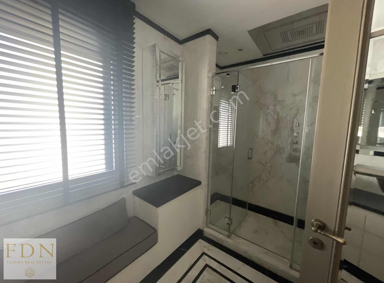Beşiktaş Vişnezade Satılık Residence FDN'den Maçka Suites Satılık Boğaz Manzara Teras Penthouse 5+1