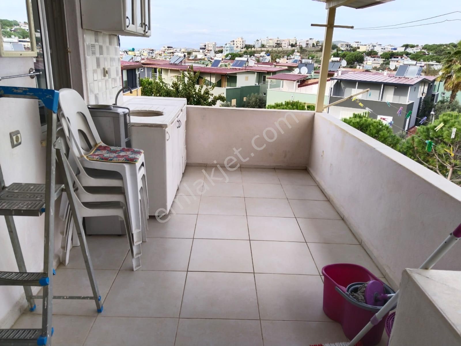 Kuşadası Soğucak Kiralık Villa Kuşadası Davutlar Yolunda Soğucak Köy Altı Eşyalı Trepleks Villa Kiralıktır