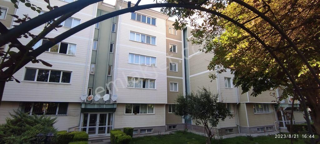 Çankaya Prof. Dr. Ahmet Taner Kışlalı Satılık Daire  Çankaya, Çayyolu, İller Sitesi’nde Satılık 3+1 Daire 