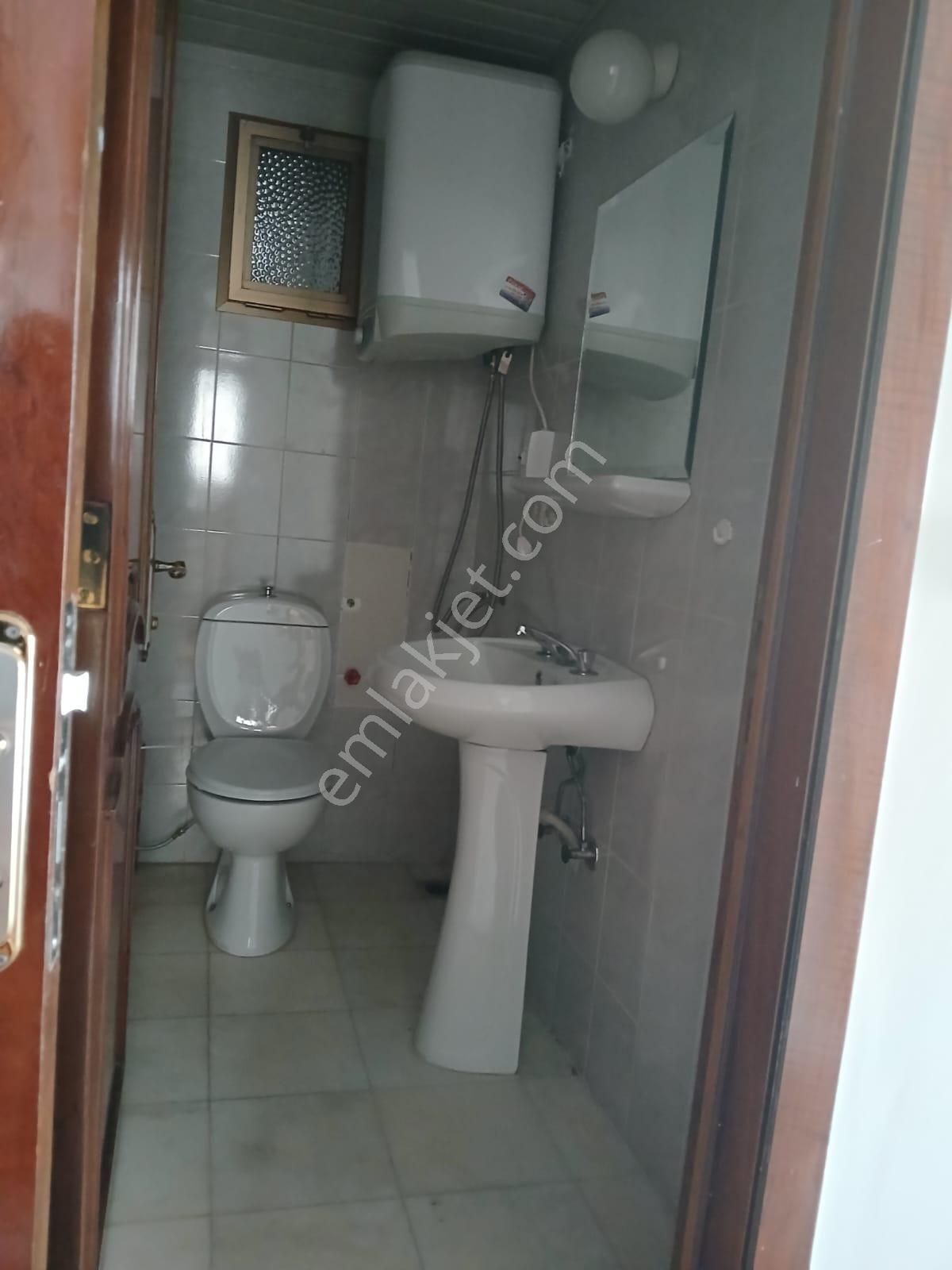 Yalı Dairesi -güzelyalının En Değerli Yerinde Körfez Ve Park Cepheli Herkatta Tek Daire - Görsel 2