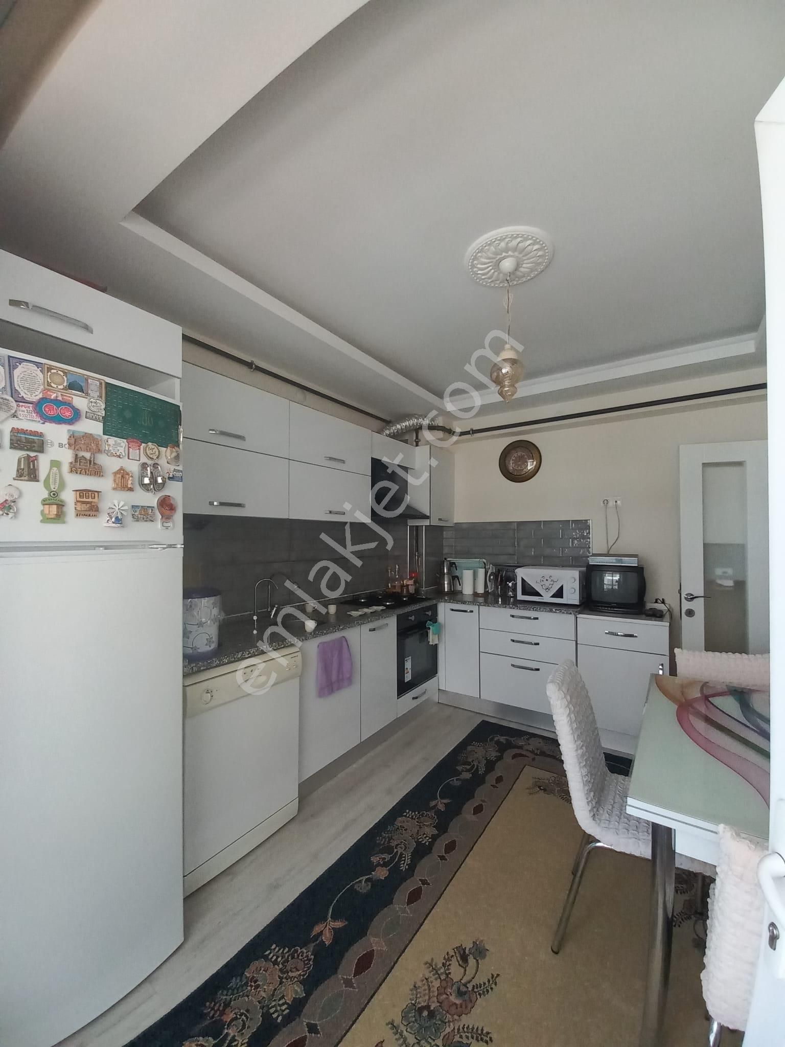 Tepebaşı Şirintepe Satılık Daire  SATILIK 3+1 TEPEBAŞI BURSA CADDESİ YAKININDA BARON EMLAK İNŞAAT GAYRİMENKUL