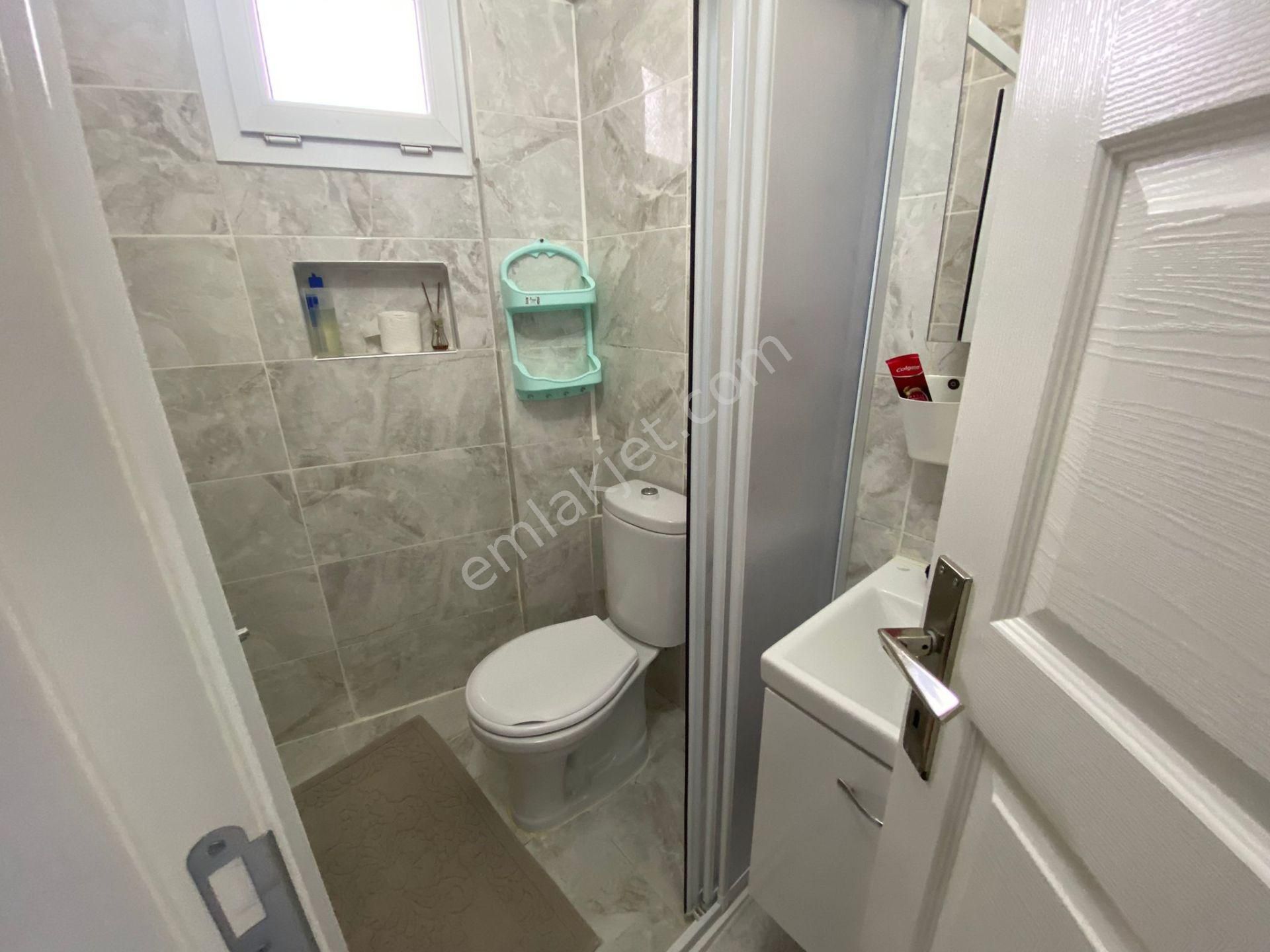 Acilll Konak İsmetpaşa Mah.de 2'buçuk Katlı 158m2 Arsalı Komple Satılık Müstakil Ev(bina) - Görsel 22