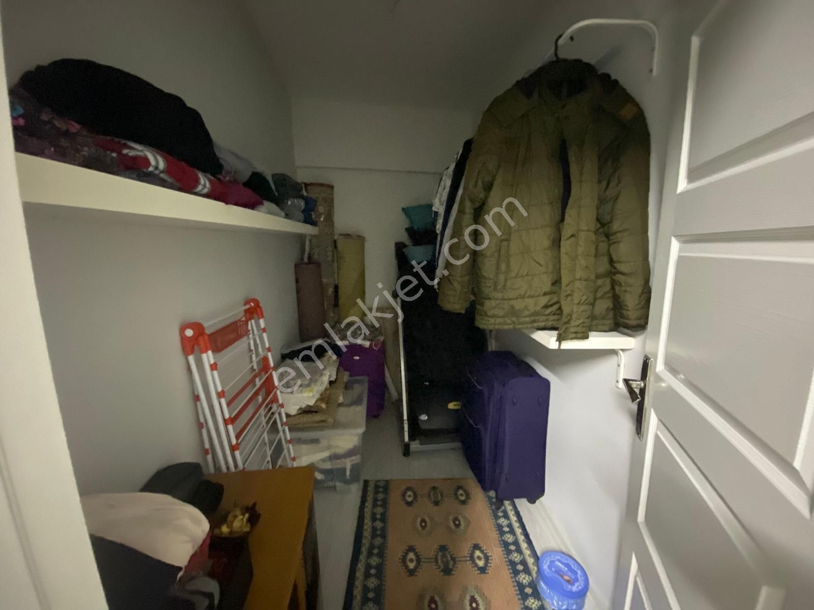 Acilll Konak İsmetpaşa Mah.de 2'buçuk Katlı 158m2 Arsalı Komple Satılık Müstakil Ev(bina) - Görsel 17