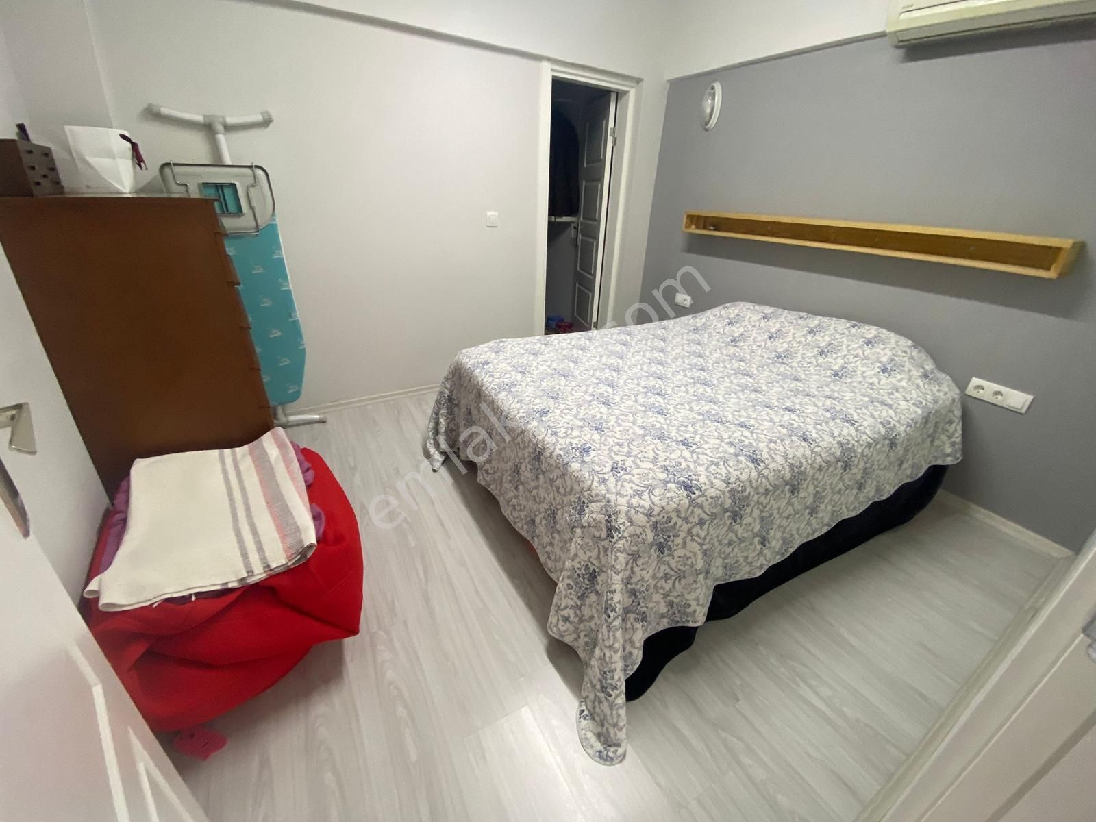 Acilll Konak İsmetpaşa Mah.de 2'buçuk Katlı 158m2 Arsalı Komple Satılık Müstakil Ev(bina) - Görsel 9