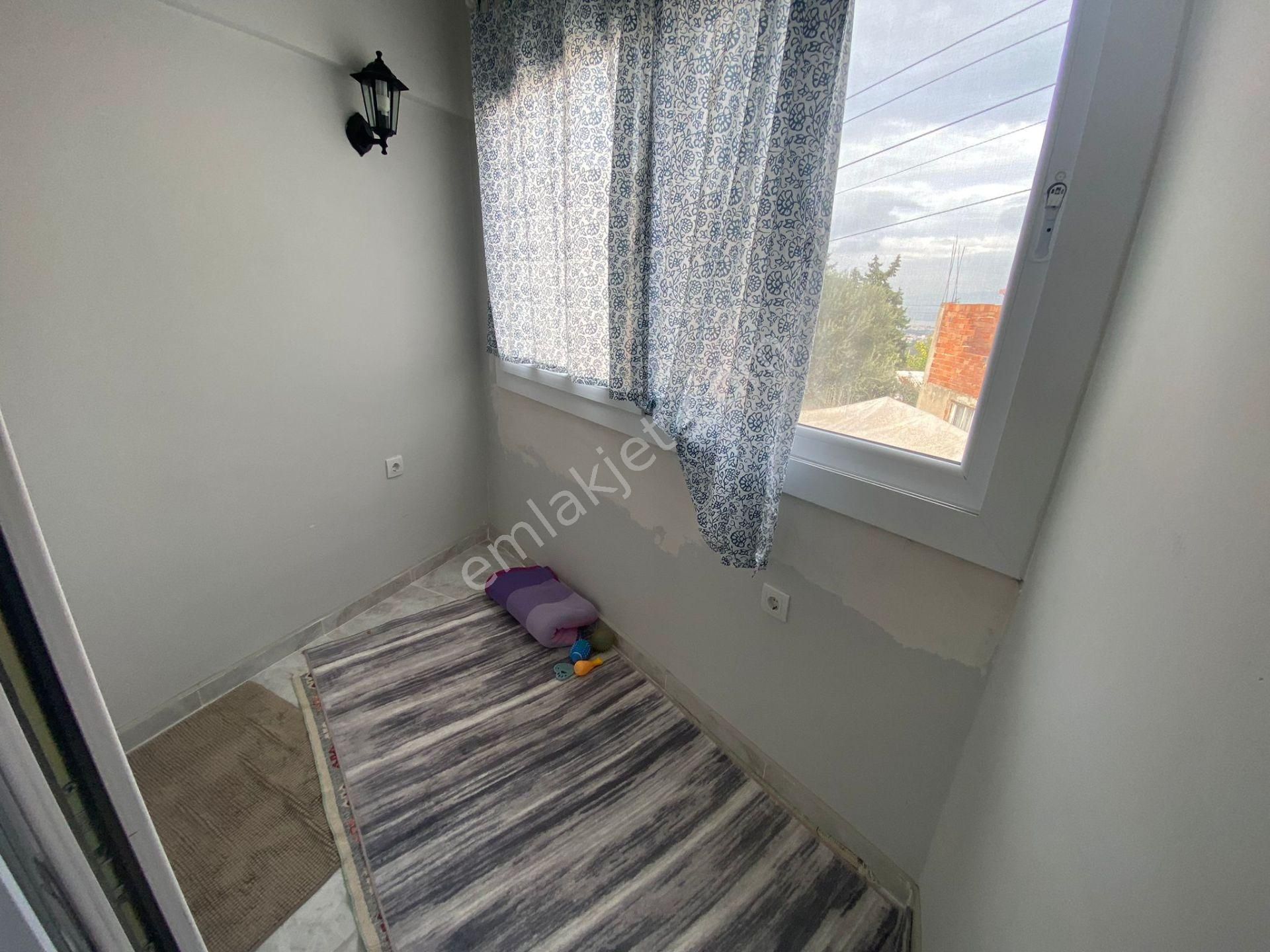 Acilll Konak İsmetpaşa Mah.de 2'buçuk Katlı 158m2 Arsalı Komple Satılık Müstakil Ev(bina) - Görsel 27