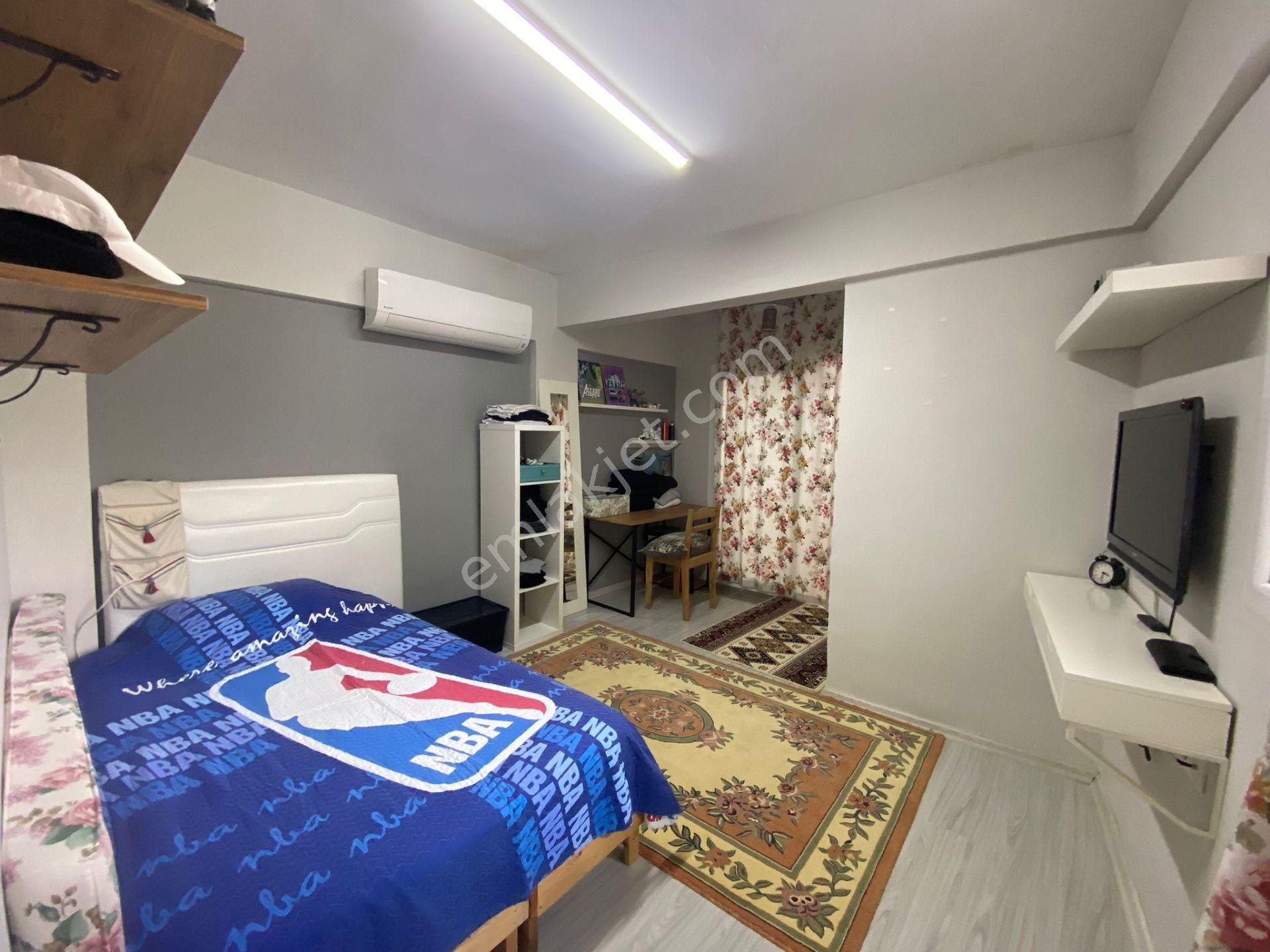 Acilll Konak İsmetpaşa Mah.de 2'buçuk Katlı 158m2 Arsalı Komple Satılık Müstakil Ev(bina) - Görsel 14