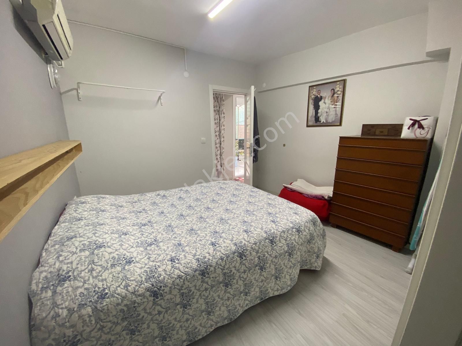 Acilll Konak İsmetpaşa Mah.de 2'buçuk Katlı 158m2 Arsalı Komple Satılık Müstakil Ev(bina) - Görsel 10