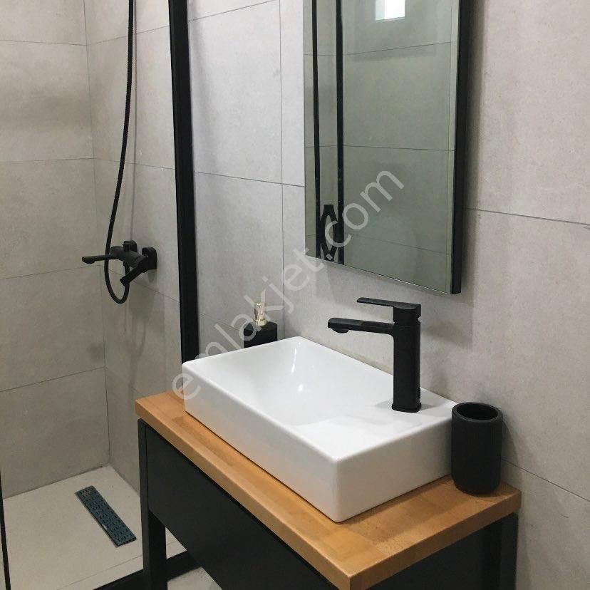 Müstakil Özel Havuzlu Site İçin De Satılık Villa - Görsel 9