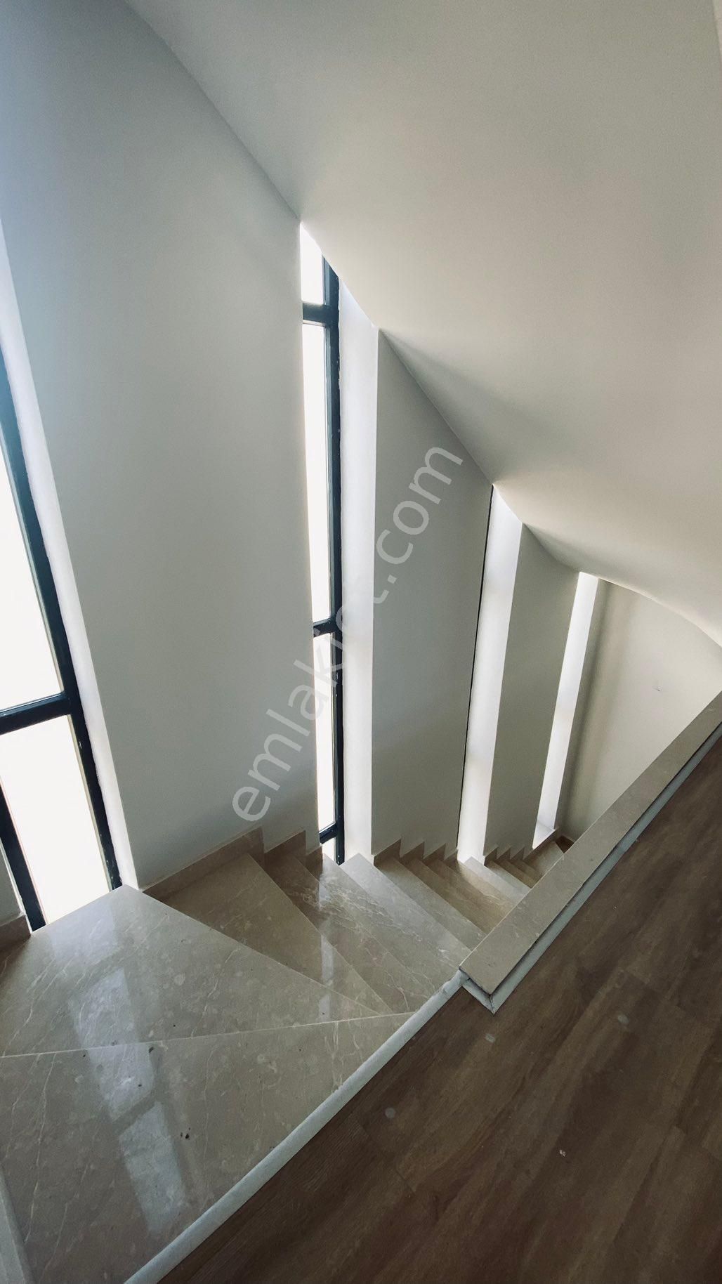 Müstakil Özel Havuzlu Site İçin De Satılık Villa - Görsel 15