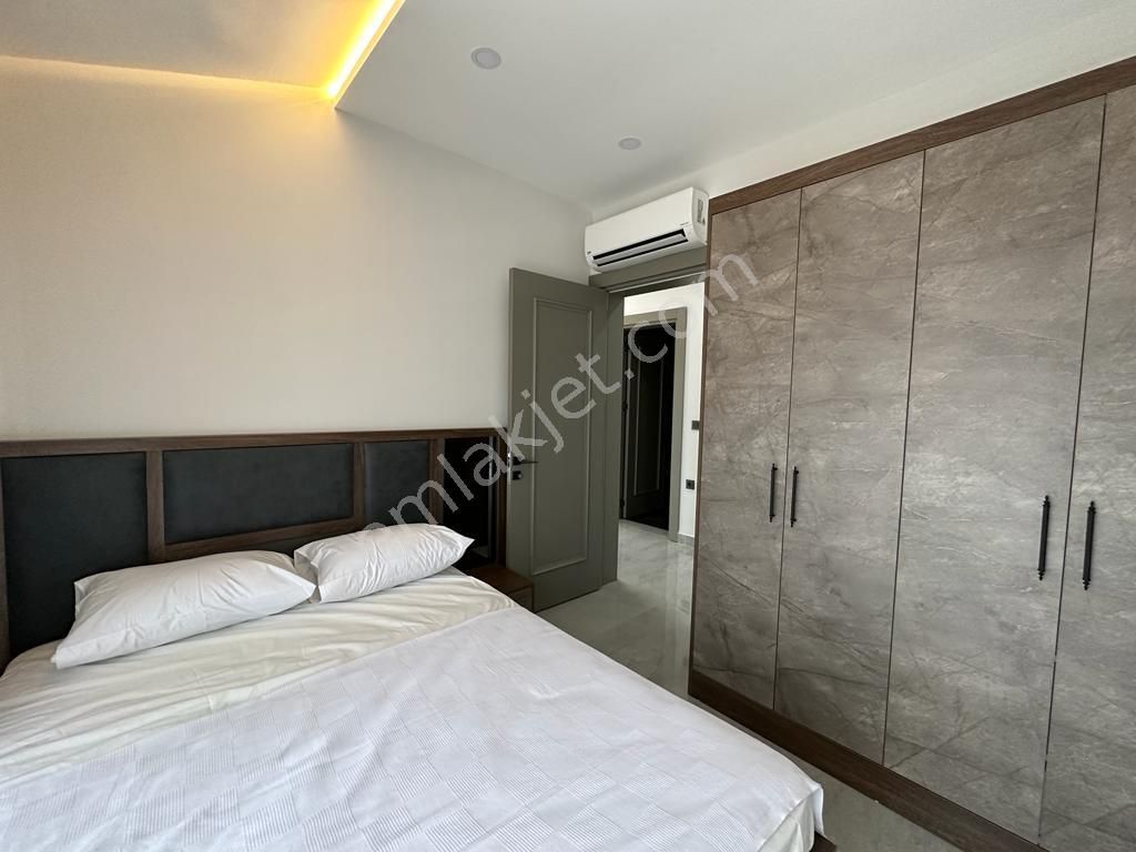 Belek Merkezinde Havuzlu Site İçeresinde Full Eşyalı Teraslı Satılık 4+1 Çatı Dubleks Daire - Görsel 12