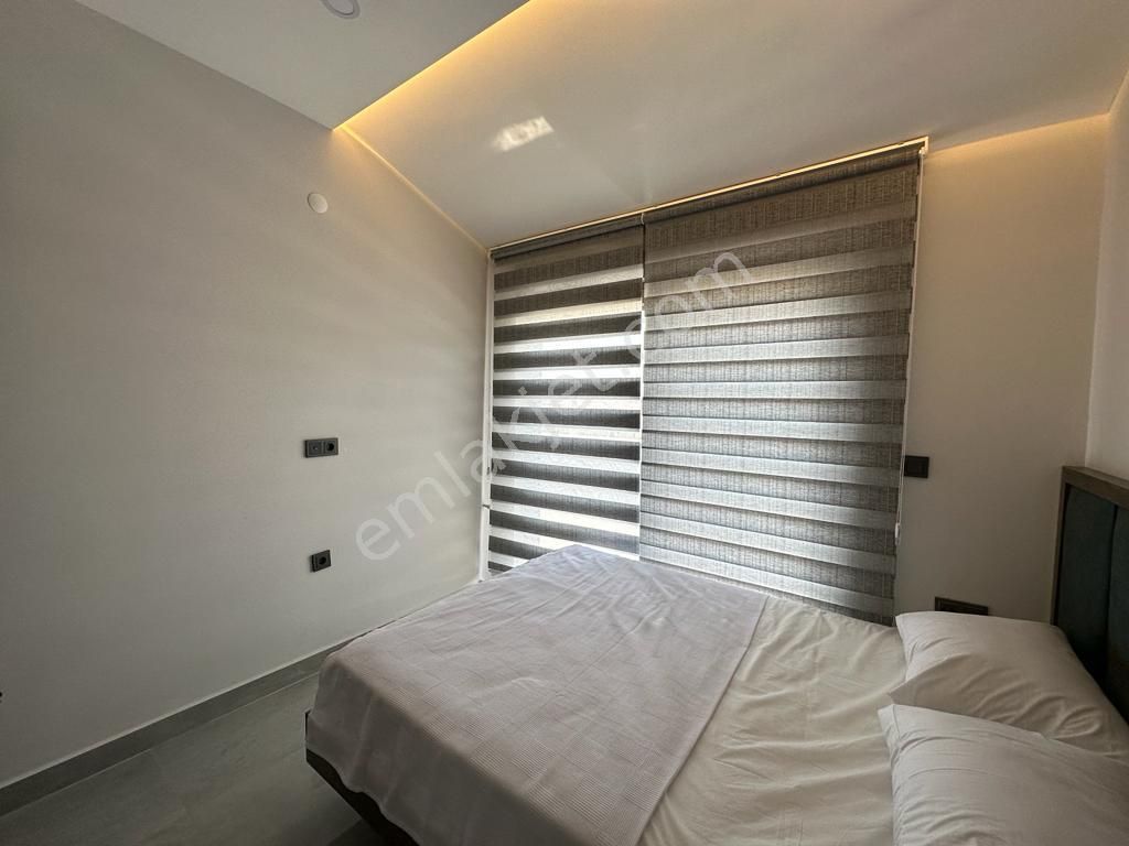 Belek Merkezinde Havuzlu Site İçeresinde Full Eşyalı Teraslı Satılık 4+1 Çatı Dubleks Daire - Görsel 8