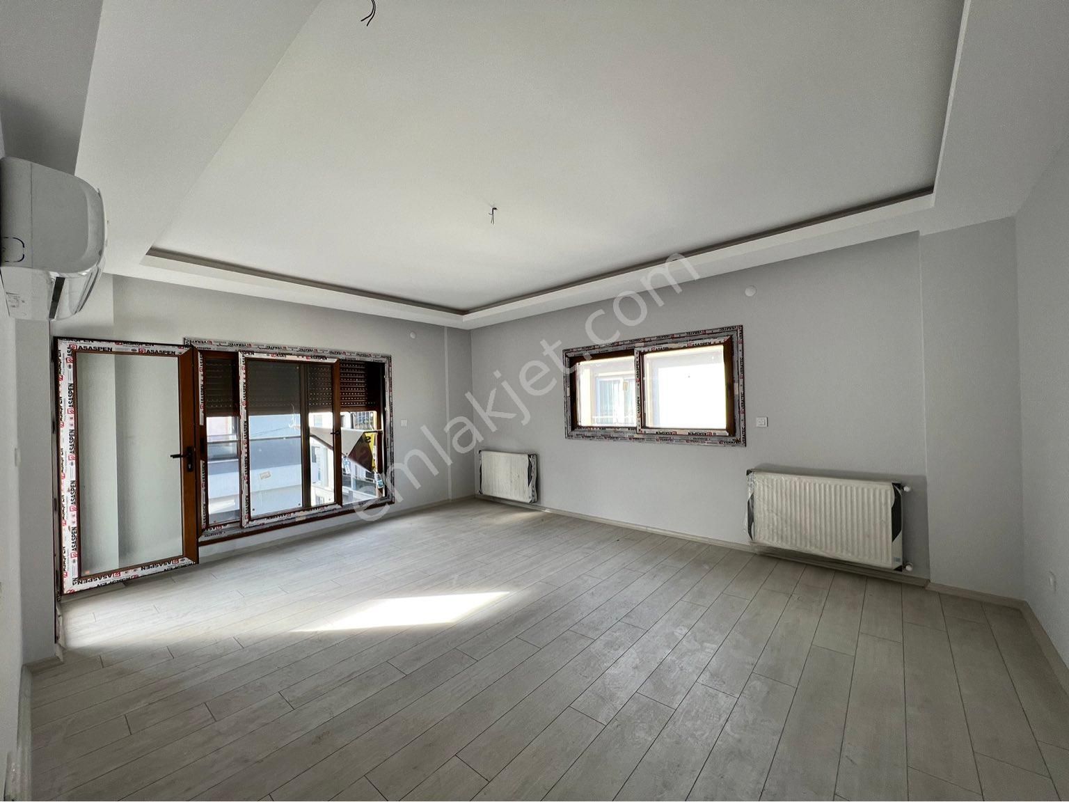 Buca Hürriyet Satılık Daire  BUCA ŞİRİNYER MERKEZ KOMTANLIĞI YAKINI 3+1 140+45M2 TERAS SATILIK DAİRE  