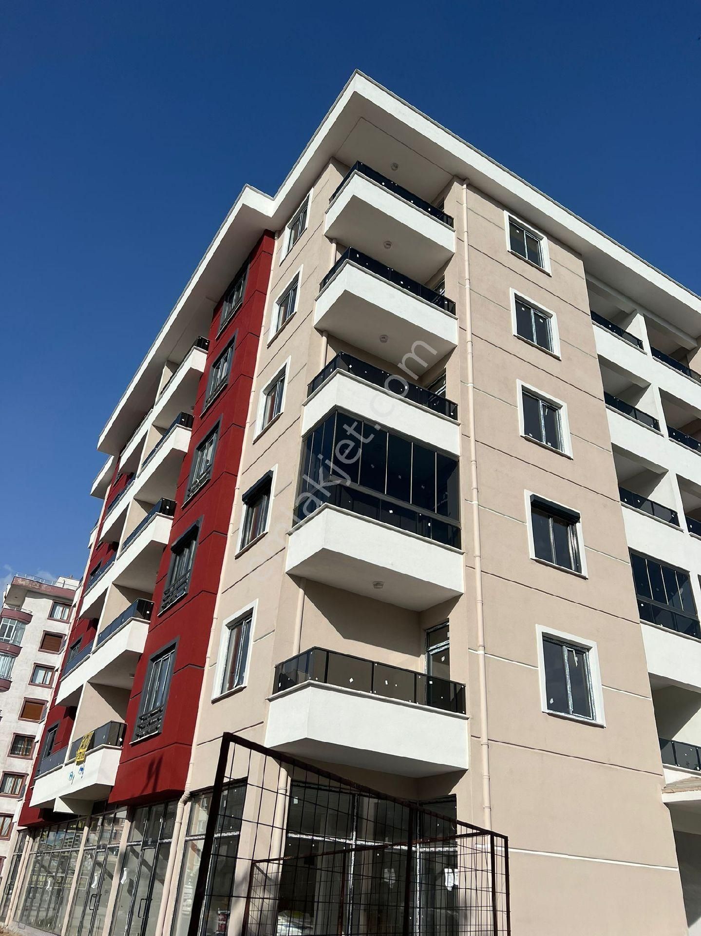 Karatay Hasandedemescit Satılık Daire KARATAY HASAN DEDE MAH.155 M2 3+1 YENİ 0 SATILIK LÜKS DAİRE