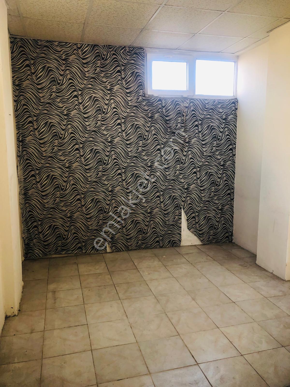 Sultanbeyli Mimarsinan Caddesinde 200m2 Kiralık Dükkan - Görsel 23
