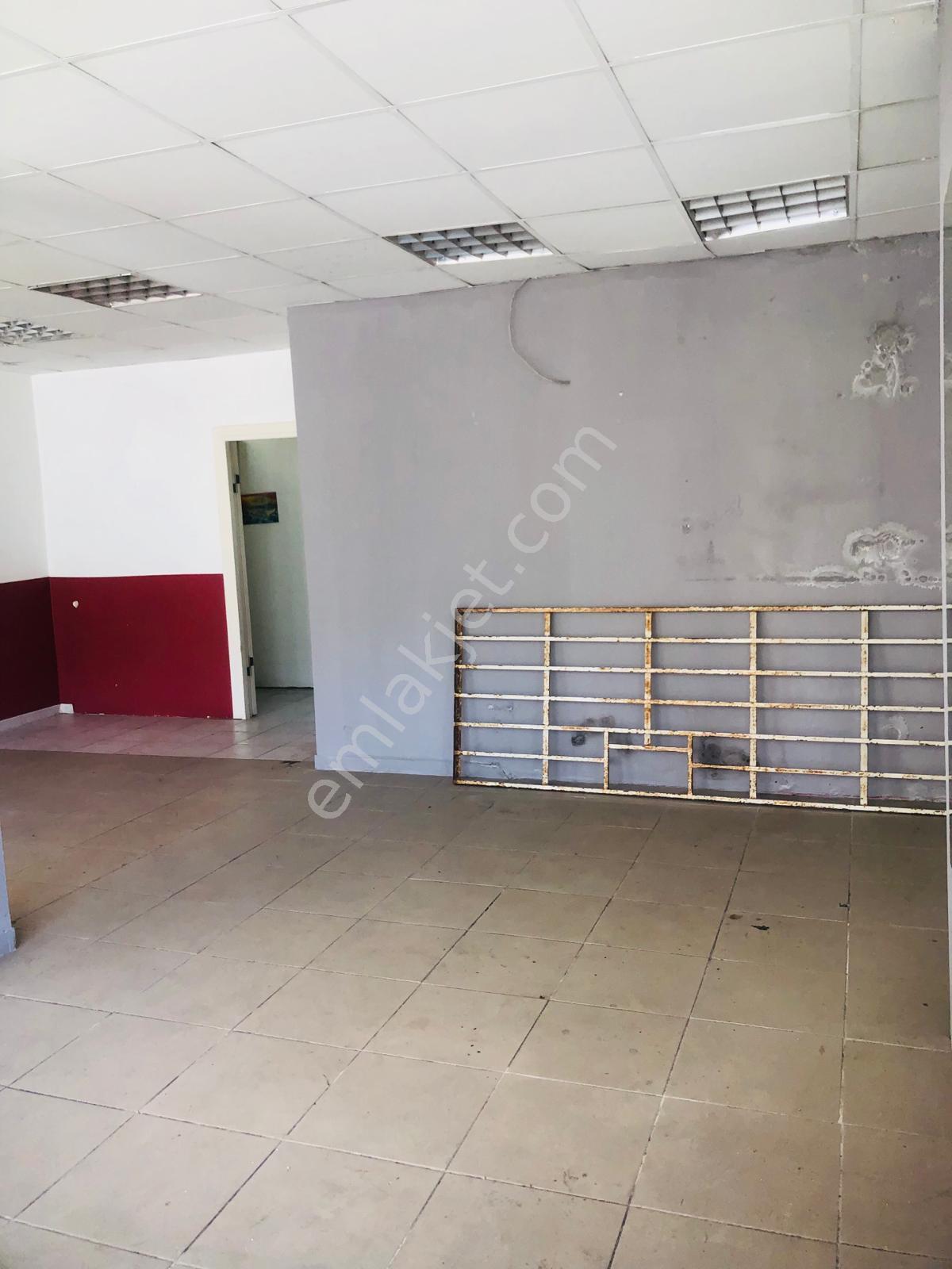 Sultanbeyli Mimarsinan Caddesinde 200m2 Kiralık Dükkan - Görsel 21