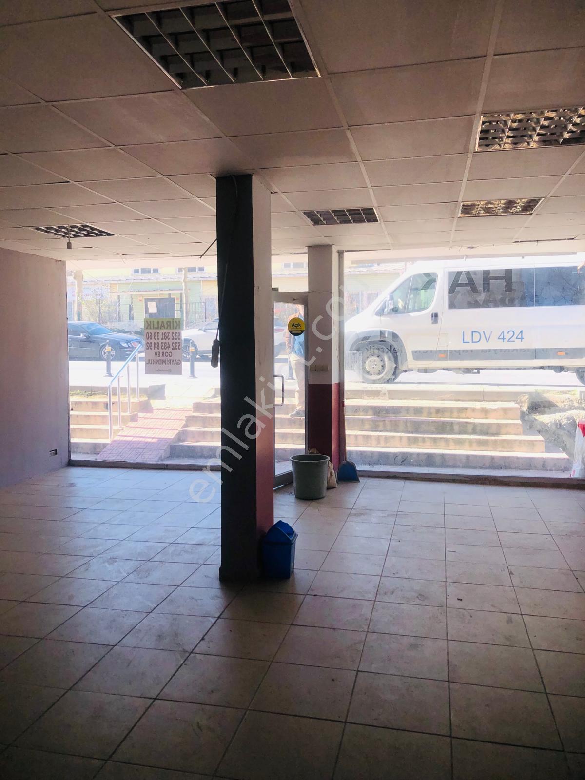 Sultanbeyli Mimarsinan Caddesinde 200m2 Kiralık Dükkan - Görsel 19
