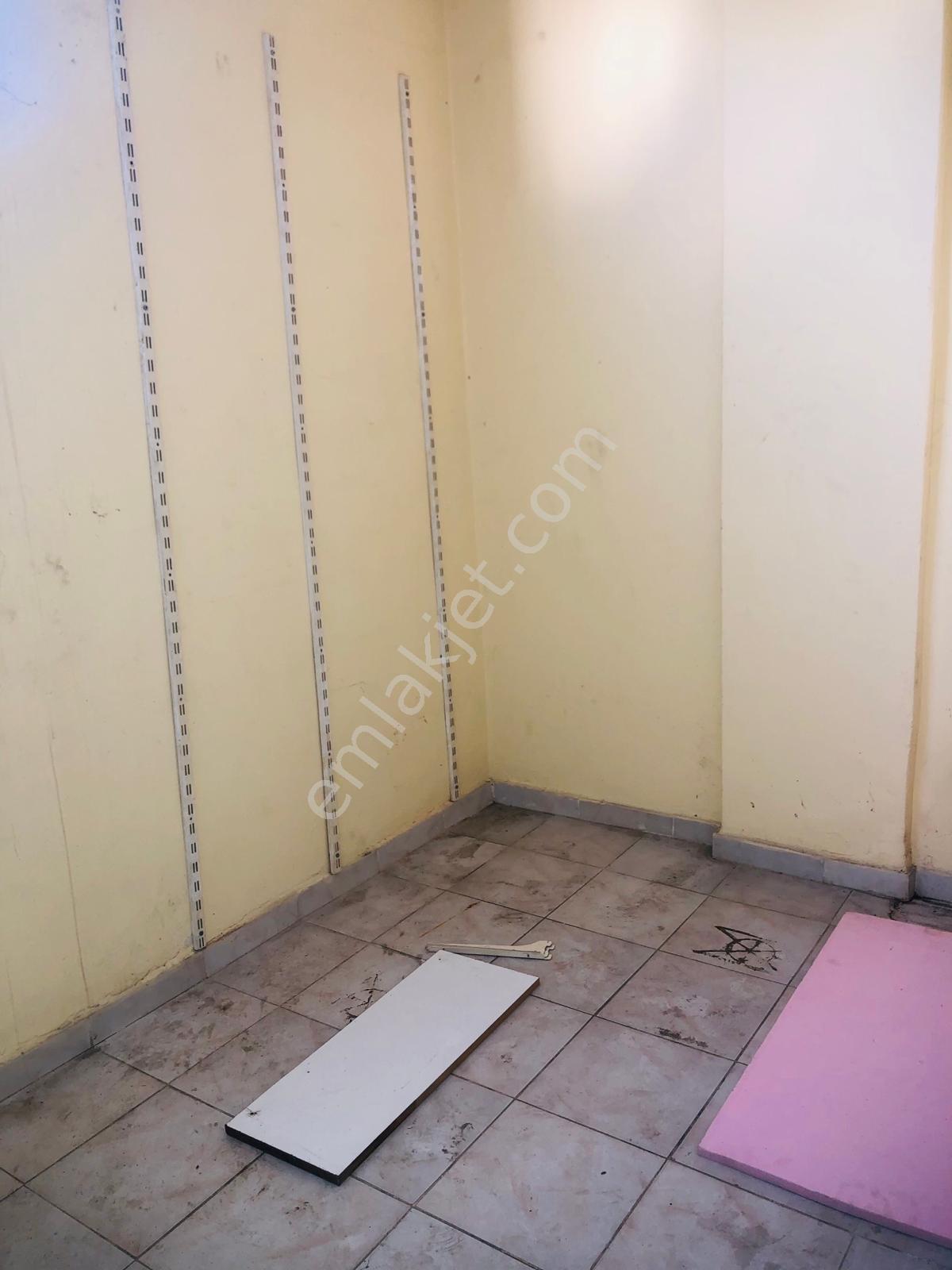 Sultanbeyli Mimarsinan Caddesinde 200m2 Kiralık Dükkan - Görsel 14