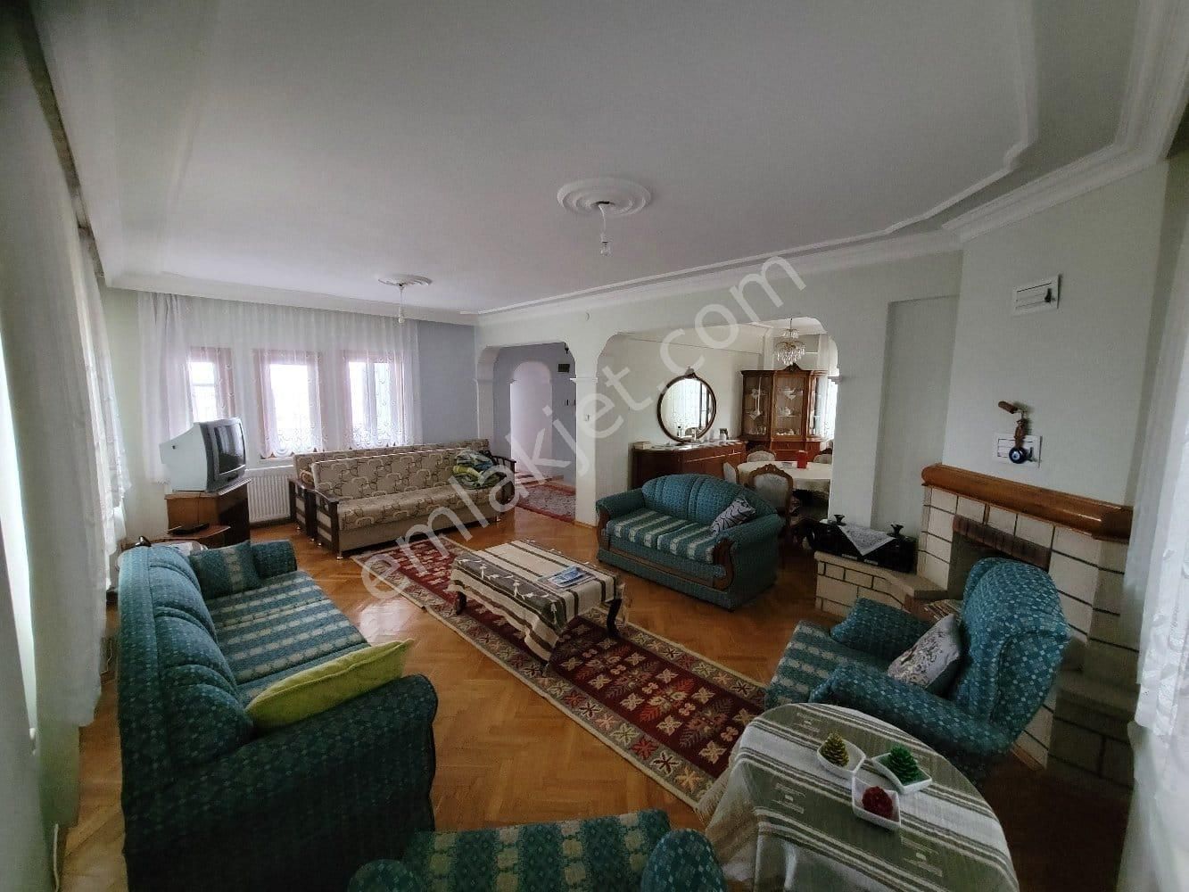 Mudanya'da 280 M2 Deniz Manzaralı Satlık Villa - Görsel 11