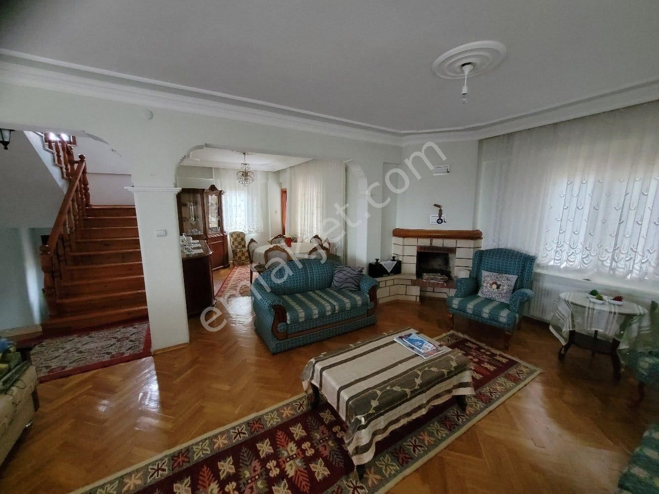 Mudanya'da 280 M2 Deniz Manzaralı Satlık Villa - Görsel 12