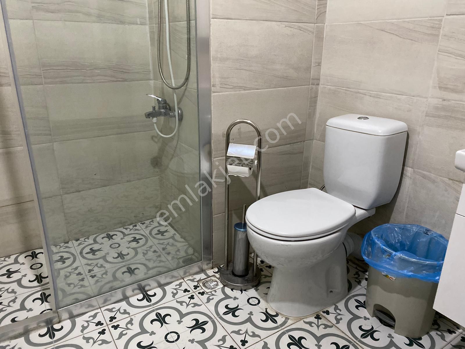 Bornova Kazımdirik Günlük Kiralık Residence BORNOVA BAYRAKLI GÜNLÜK HAFTAIK AYLIK SAATLİK  DAİRE