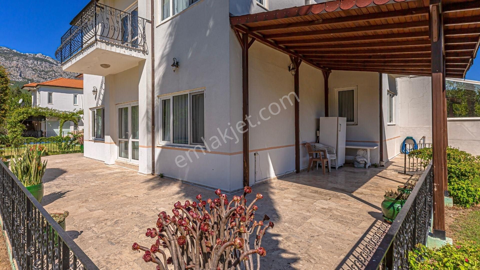 Kemer Kuzdere'de 1172 M2 Arsa Üzerinde 5+2 Satılık Villa - Görsel 25