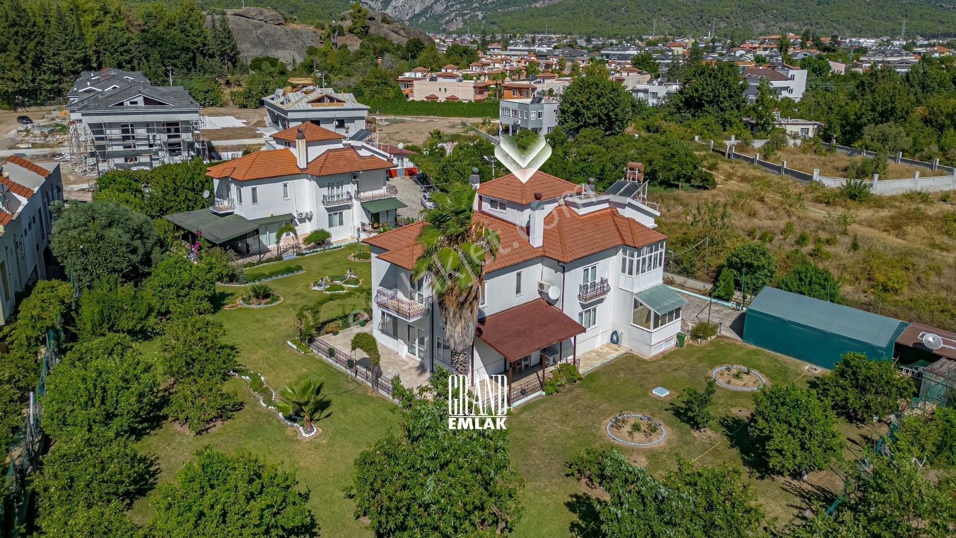 Kemer Kuzdere'de 1172 M2 Arsa Üzerinde 5+2 Satılık Villa - Görsel 2