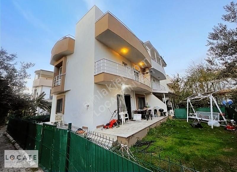 Urla Atatürk Satılık Villa İZMİR URLA DA DENİZE YÜRÜME MESAFESİNDE SATILIK 3+1 VİLLA