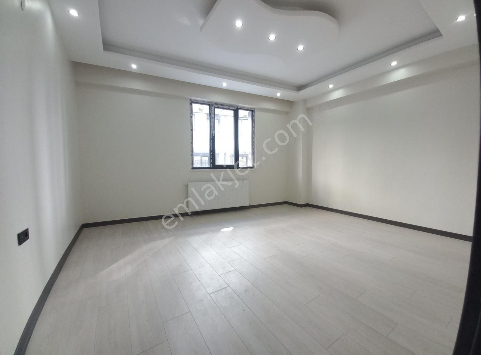 Kağıthane Merkez Satılık Daire KAĞITHANE METRO'YA 9DK SIFIR SATILIK 3+1 140M2 Y'GİRİŞ K'OTOPARK