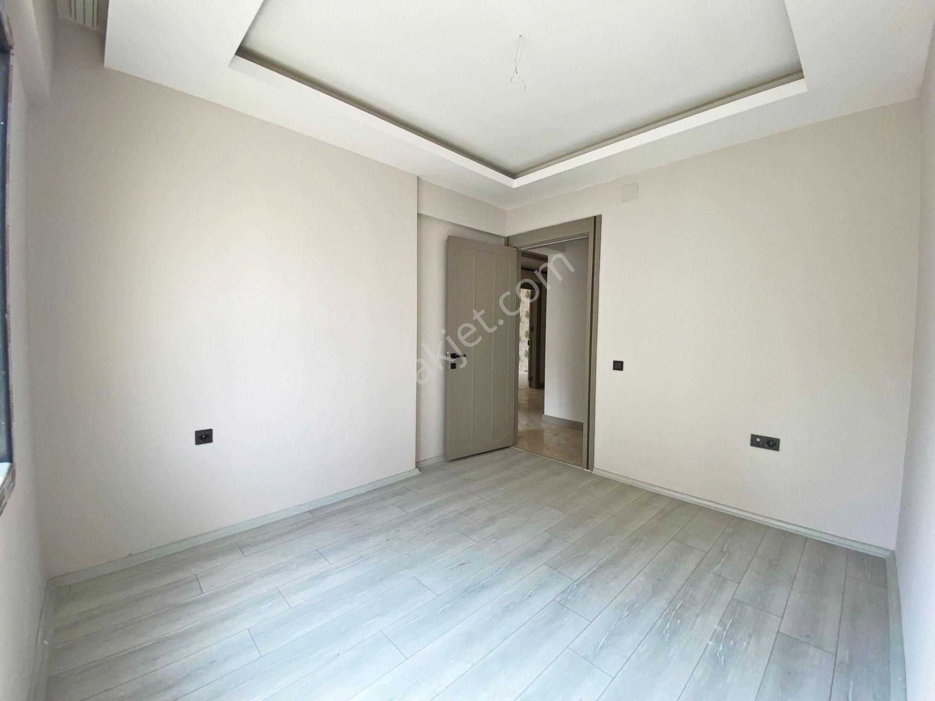 Fıstıklık'ta Çok Geniş Modern Tasarımlı Ultralüks 3+1 - Görsel 14