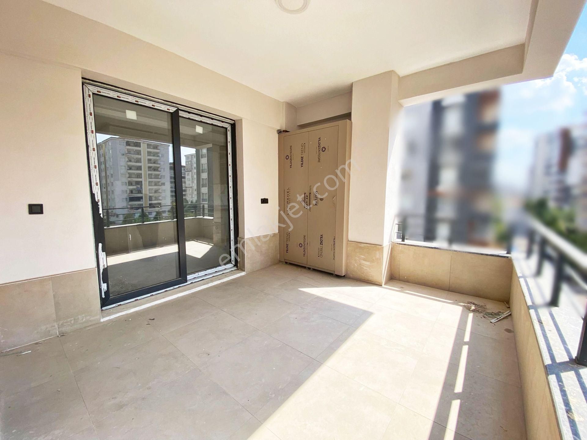 Fıstıklık'ta Çok Geniş Modern Tasarımlı Ultralüks 3+1 - Görsel 6