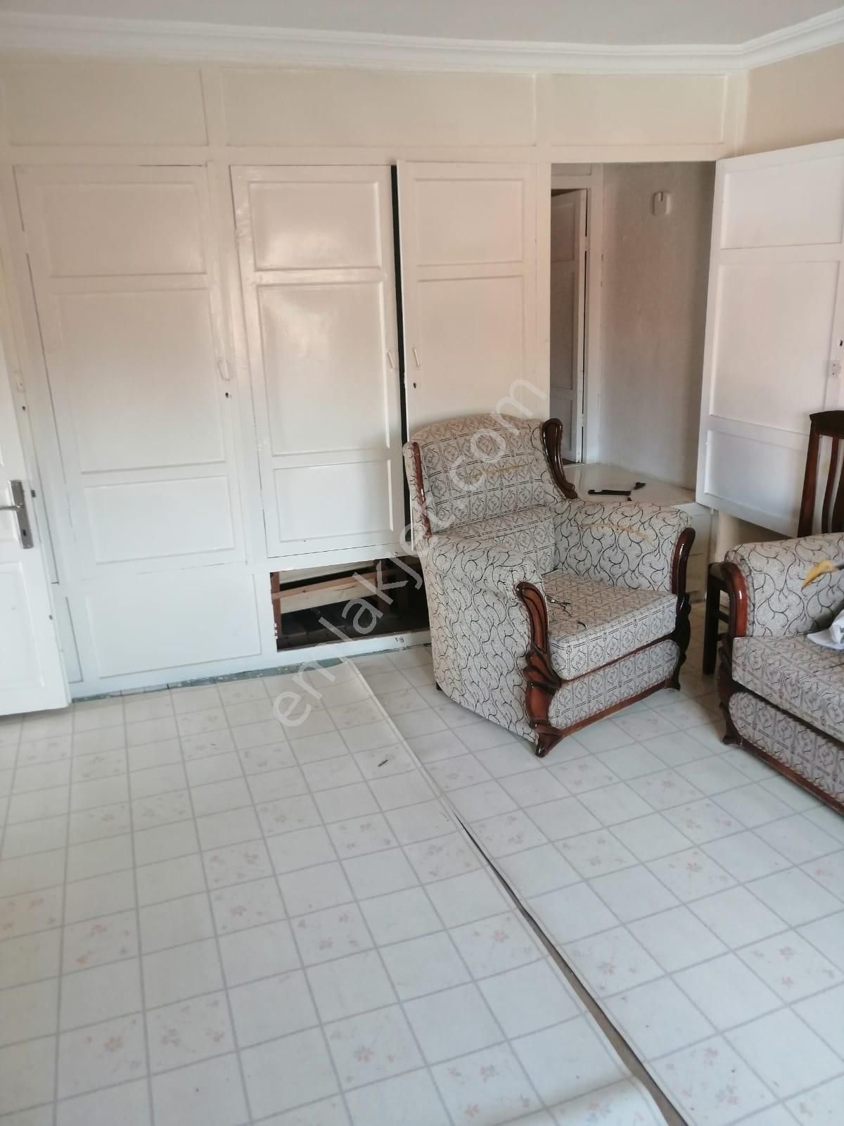 Hacı Haliller'de 2 Katlı Ayrı Girişli 2+1 Satılık Evler Ve Ahır - Görsel 14