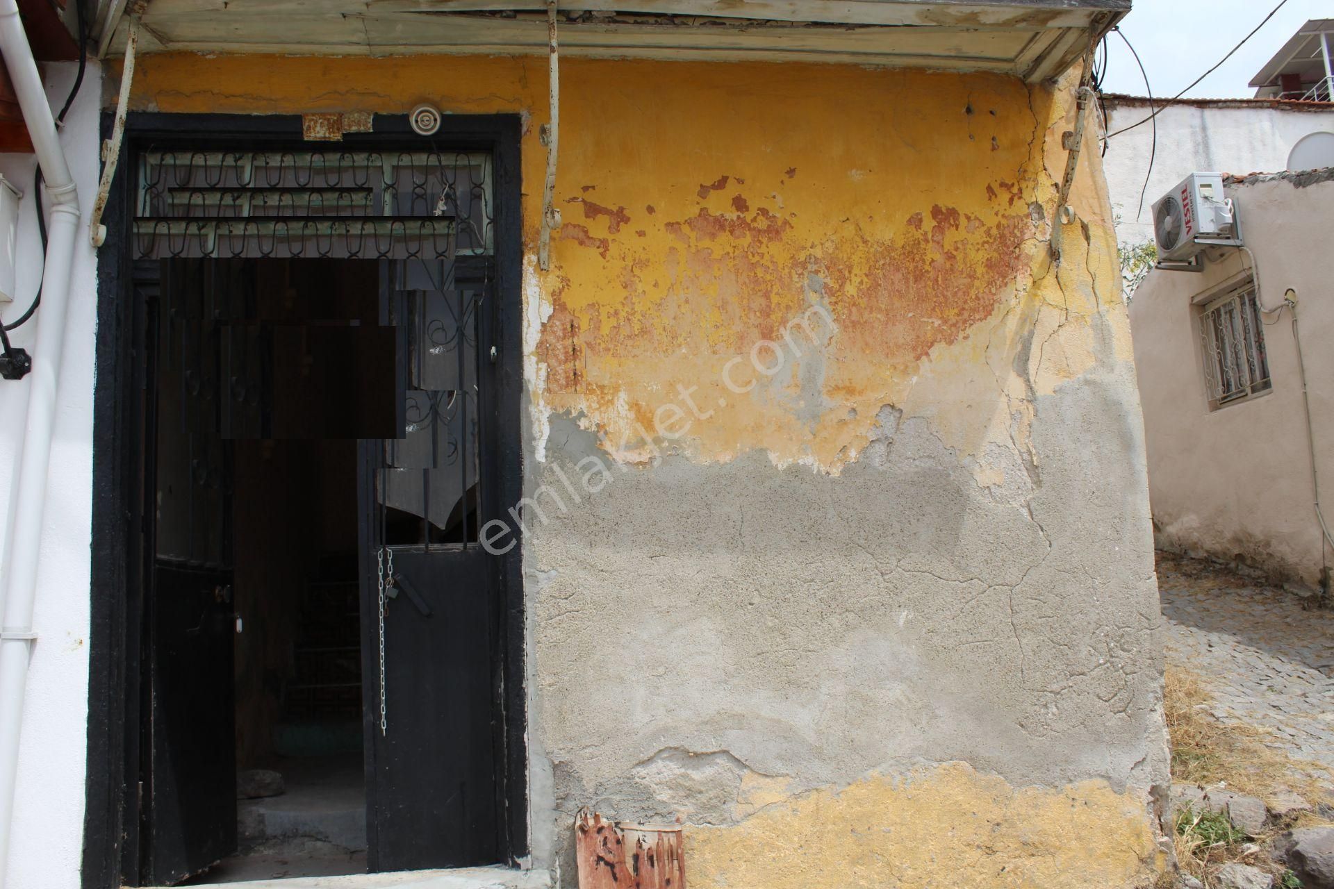 Ayvada'dan Ayvalık Merkez’de 2 Katlı Taş Rum Evi - Görsel 10