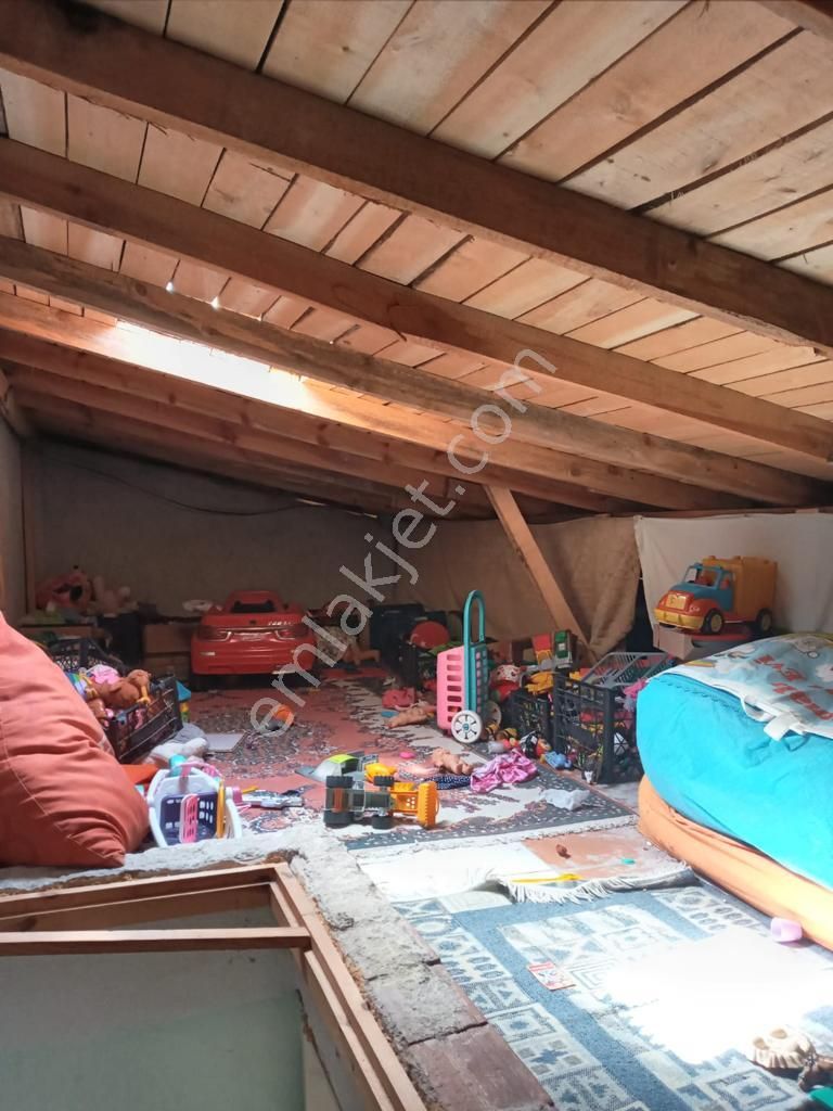 Ayvada'dan Ayvalık Merkez'de 2 Katlı Taş Rum Evi - Görsel 2