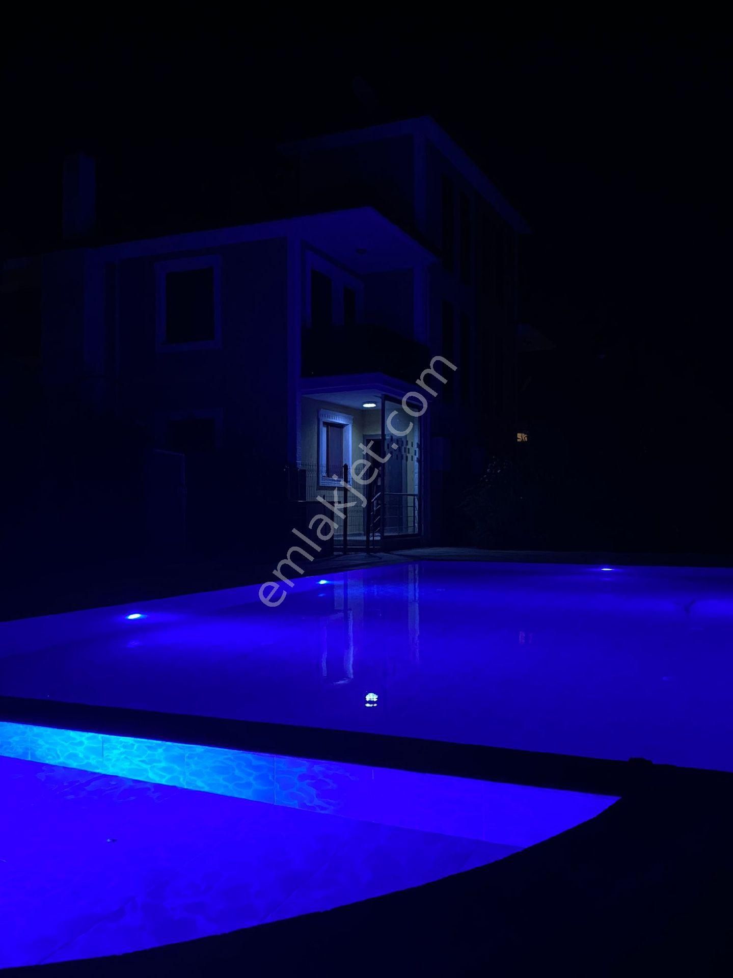 Butık Sıte De Havuzlu Vılla - Görsel 17