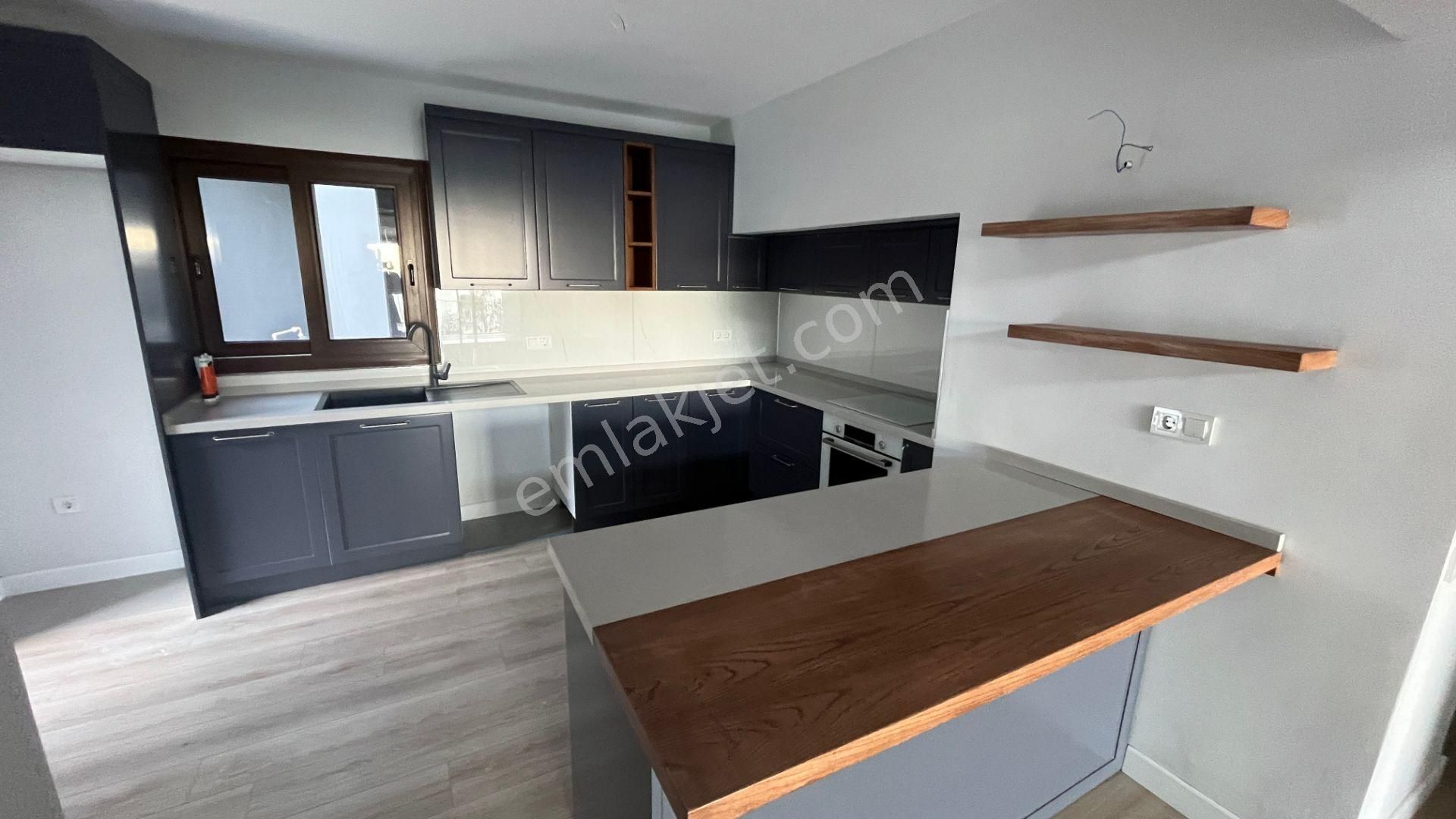 Marmaris Panoramasına Hakim Eşsiz Tripleks Villa - Görsel 12