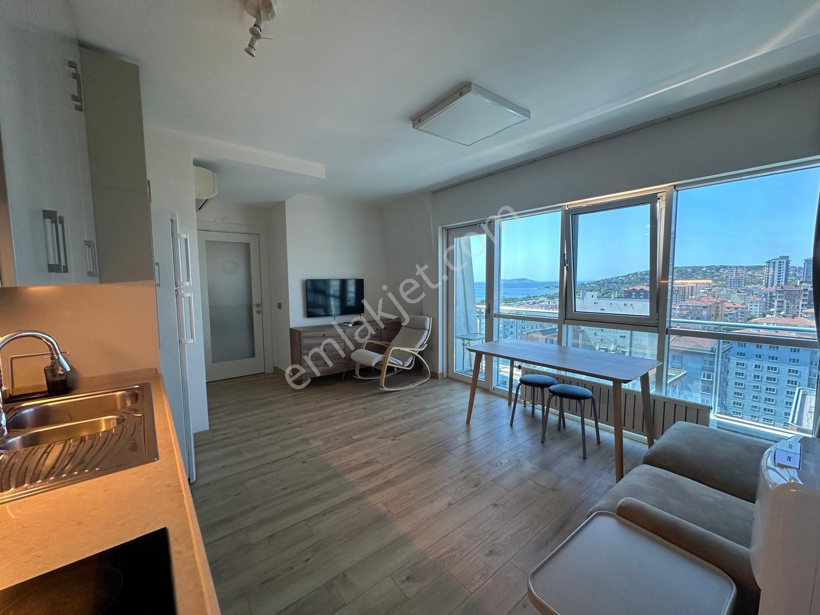 Kartal Kordonboyu Satılık Daire  Dap Royal Towers muhteşem Deniz ve Adalar Manzaralı Satılık 2+1