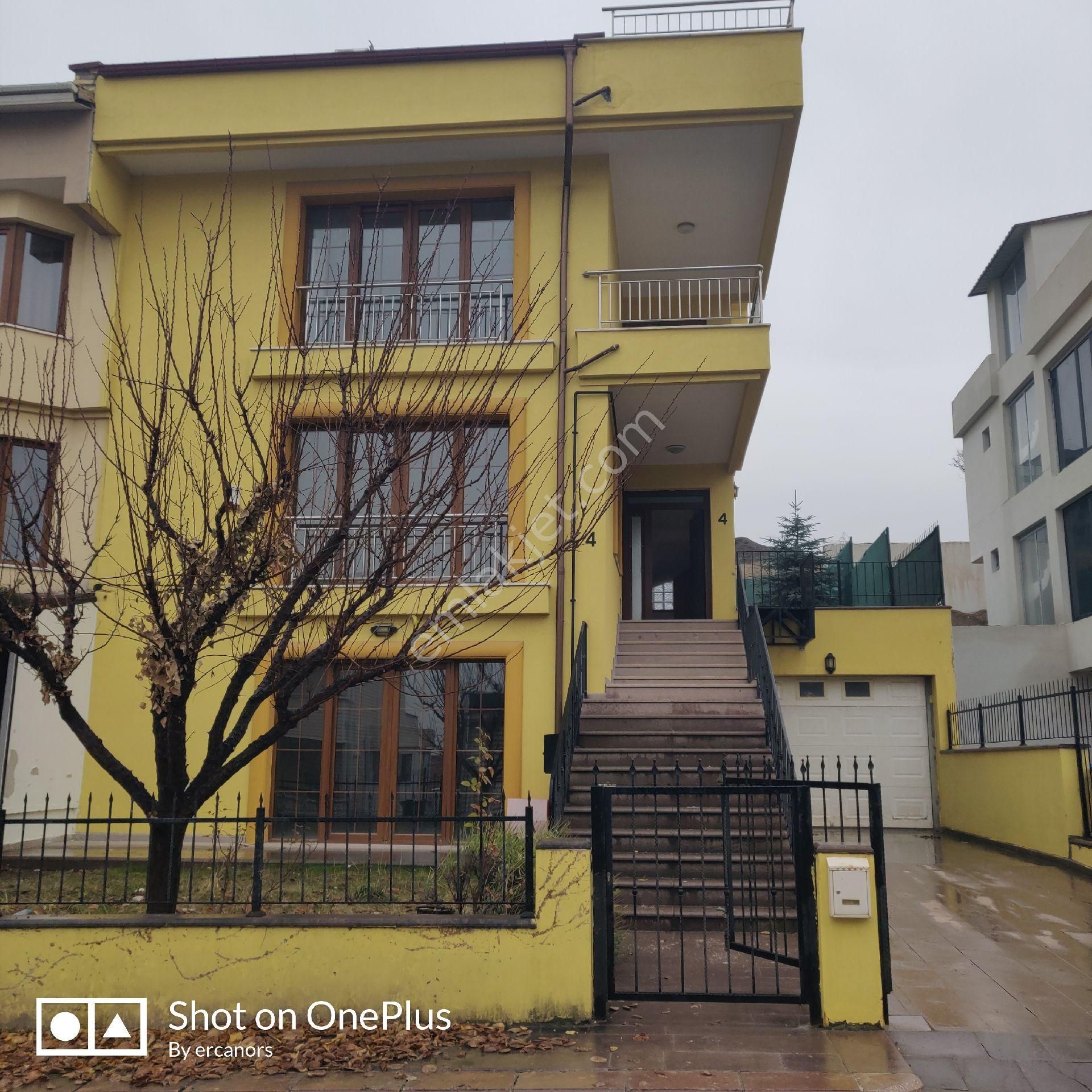 Çankaya Prof. Dr. Ahmet Taner Kışlalı Satılık Villa ÇAYYOLU İLKO DA SATILIK VİLLA4+2