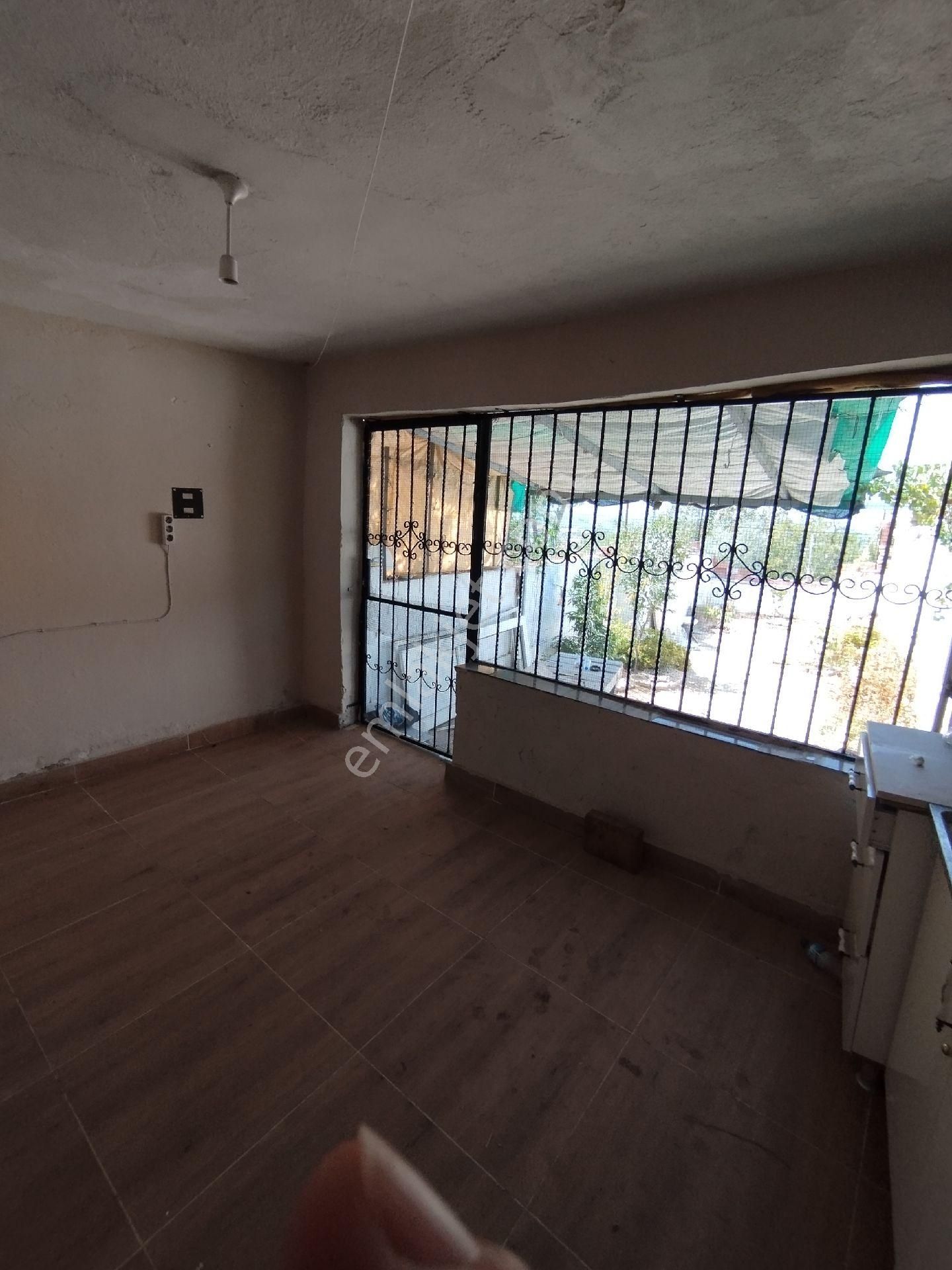 Aydın Söke Bağarası Mahallesi Satılık Bahçeli Müstakil Ev - Görsel 9