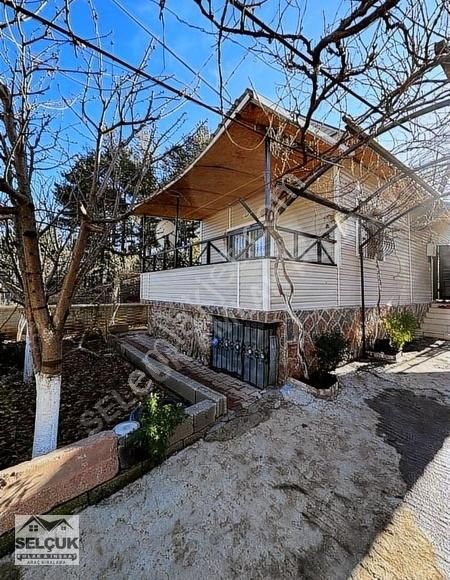 Pozantı Selçuk Emlak'tan Kırıntı Mevki'nde 3+1 Prefabrik Ev
