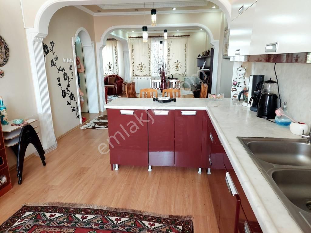 Babaeski Gazikemal Satılık Villa KIRKLARELİ BABAESKİ GAZİ KEMALDE SATILIK 4 KATLI 5+1 KUPON VİLLA KREDİLİ 