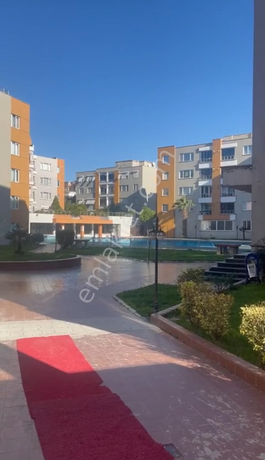 Büyükçekmece Mimar Sinan Merkez Satılık Daire Büyükçekmece Defne 2 Sitesi 3+1 150m2 Ara Kat !!!!!!!!!