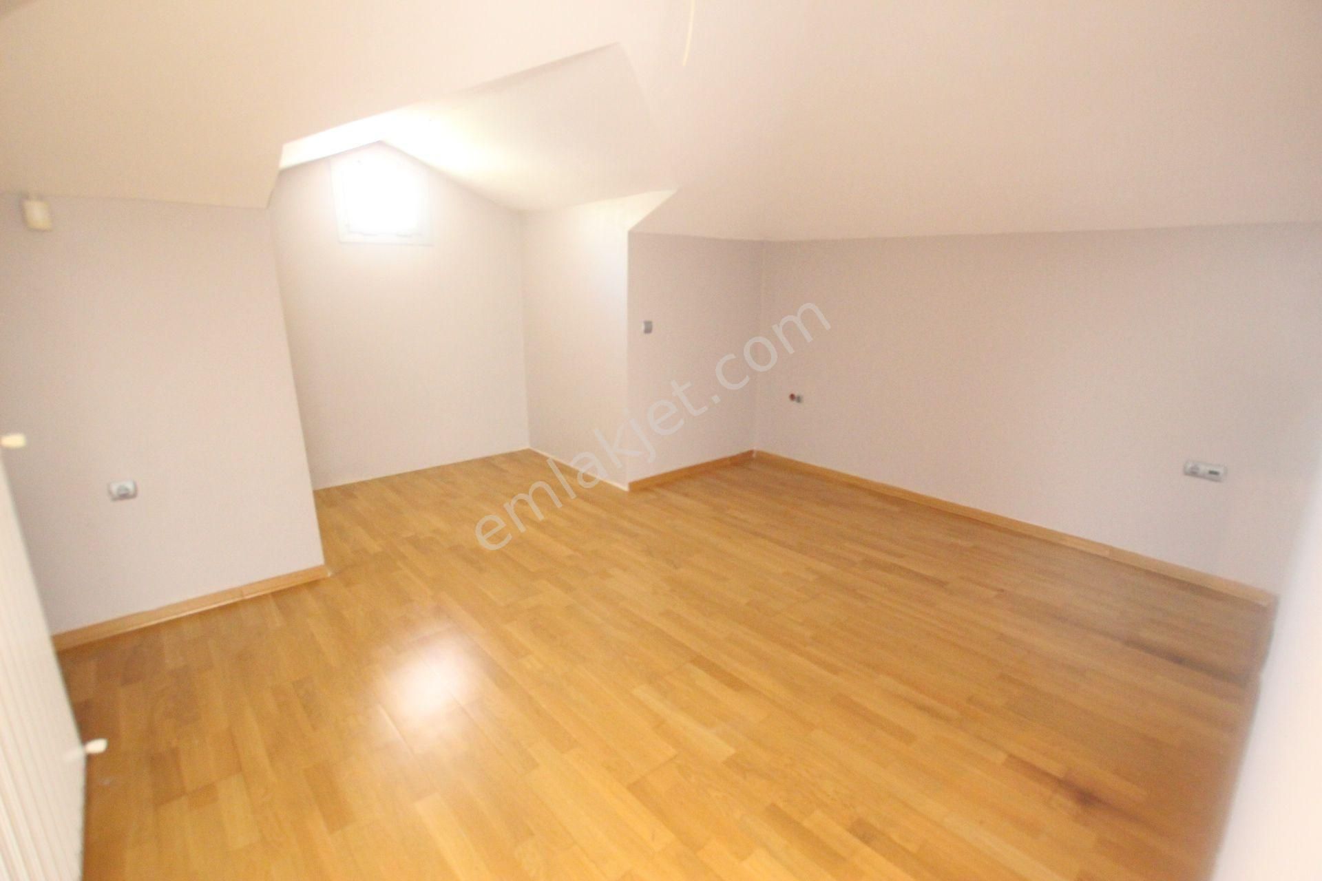 Yapı Gayrimenkul'den Acarkent'te İyi Konumlu,masrafsız Br Villla - Görsel 14